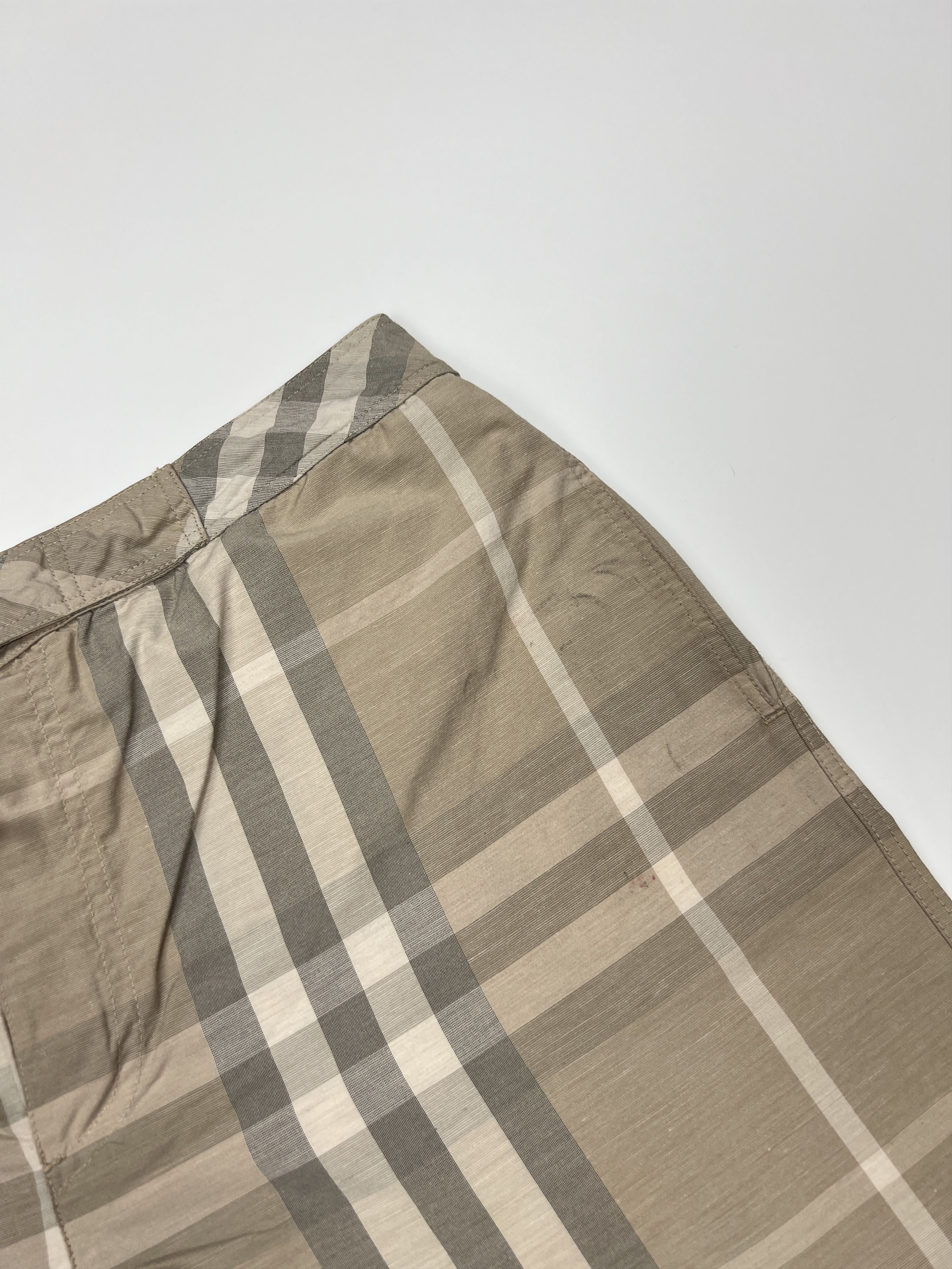 Burberry Vintage Burberry Nova Check Plaid Shorts Size US 30 / EU 46 - 7 Thumbnail