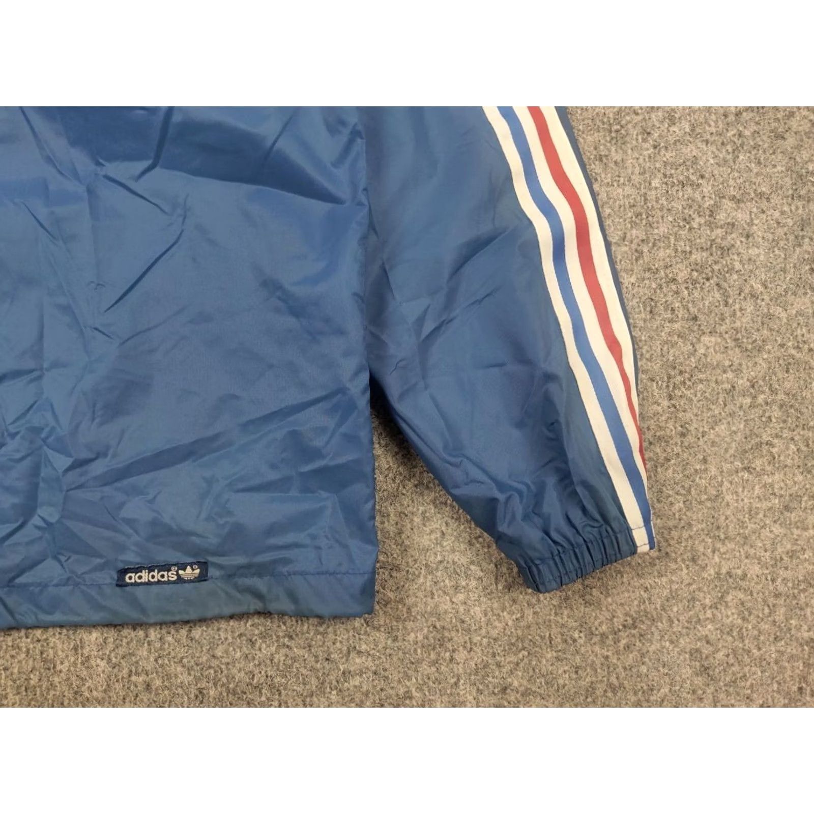 Adidas VINTAGE Adidas Originals windbreaker Blue France Zip Hooded jacket Size US S / EU 44-46 / 1 - 3 Thumbnail
