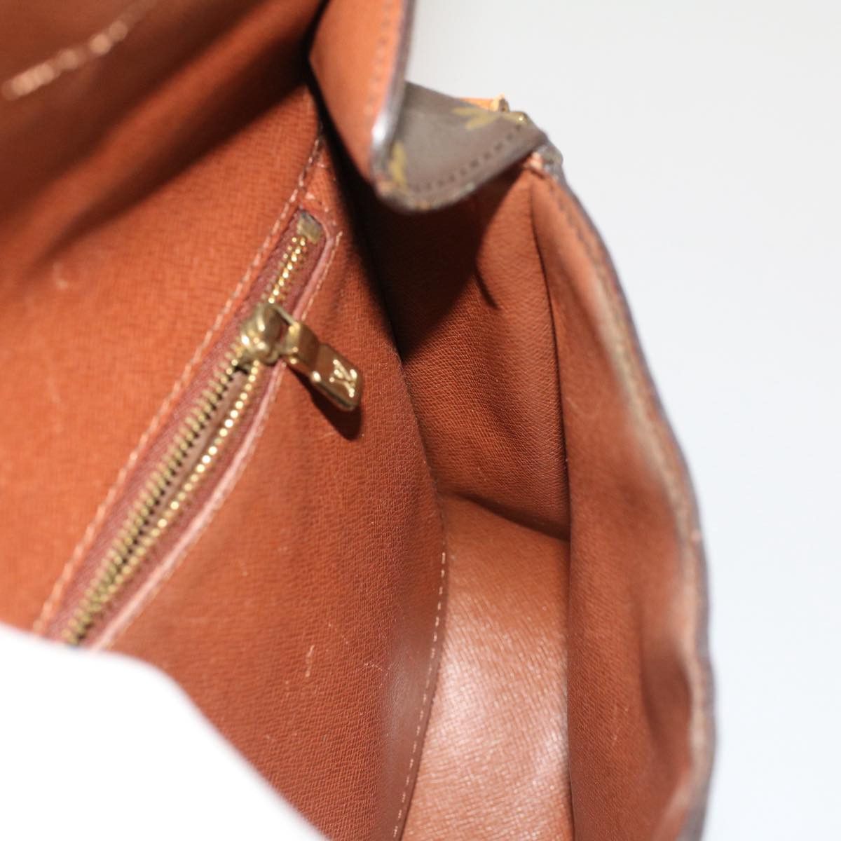 Louis Vuitton LOUIS VUITTON Monogram Saint Cloud GM Shoulder Bag M51242 Size ONE SIZE - 16 Thumbnail