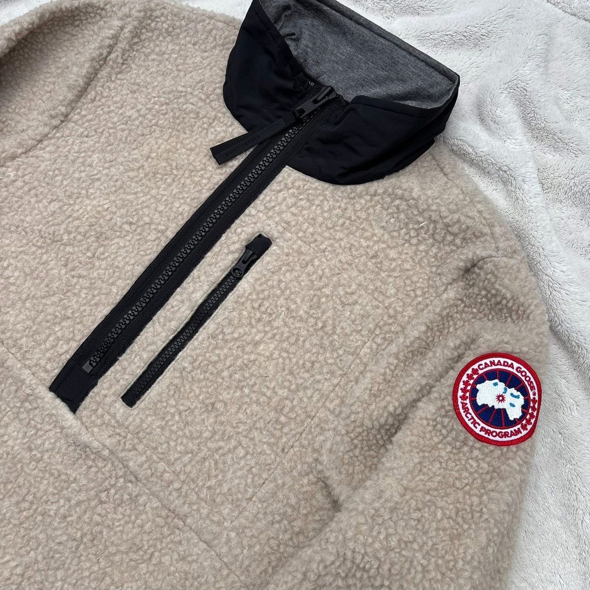 Canada Goose Canada Goose Renfrew Light Tan Classic Badge Fleece Jacket Size US XL / EU 56 / 4 - 2 Thumbnail