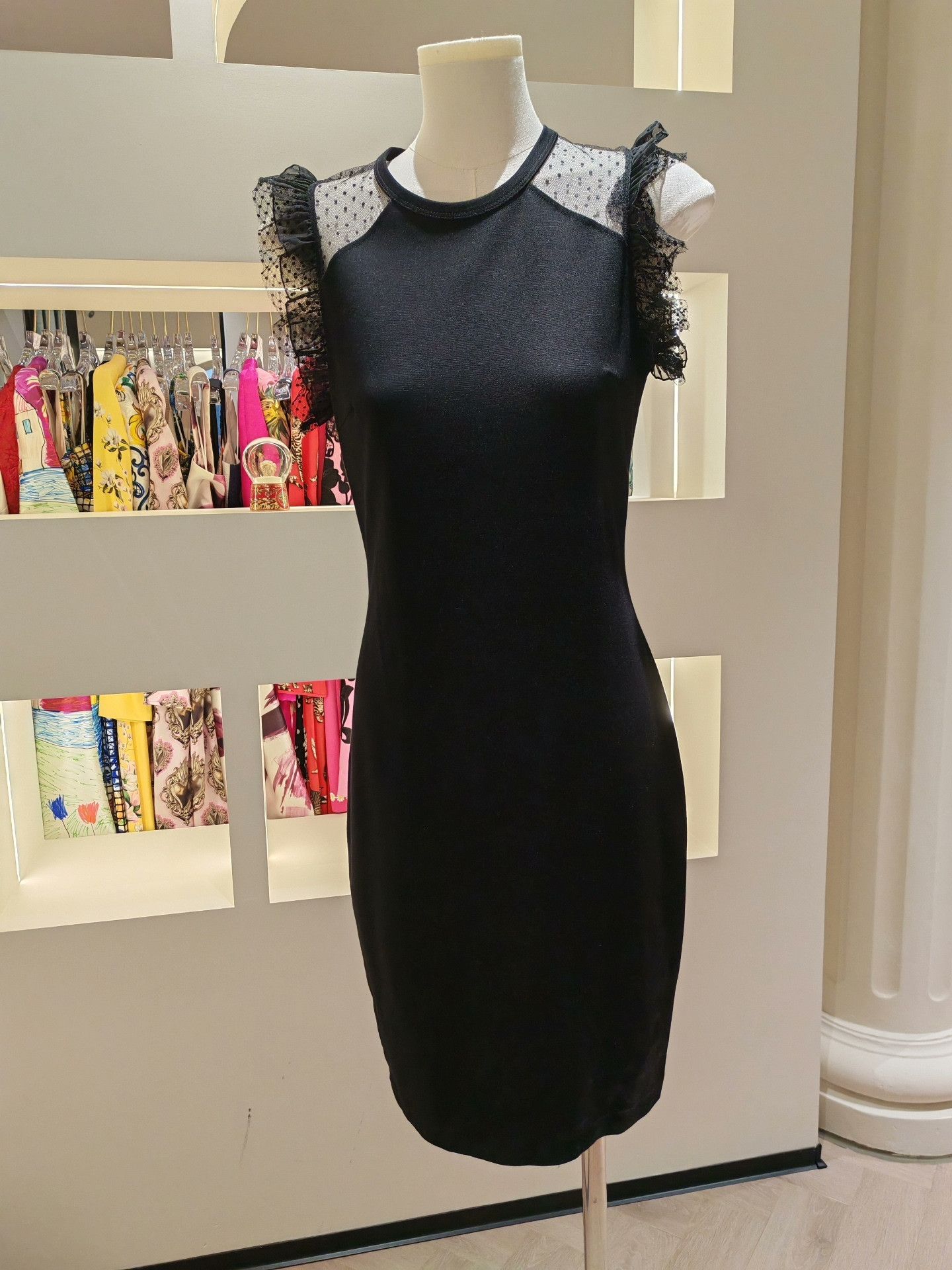Valentino Valentino Black Lace Dress Size M / US 6-8 / IT 42-44 - 1 Thumbnail