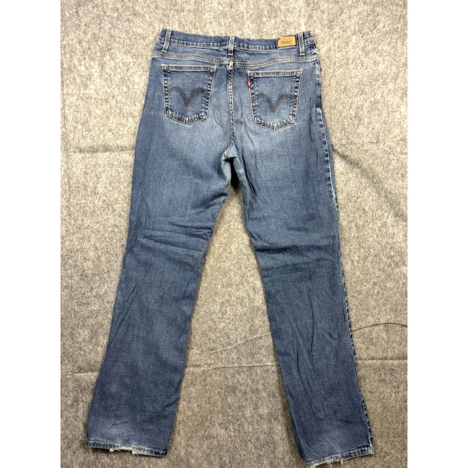 Levi's Levis Jeans Womens 550 Relaxed Bootcut Medium Wash Size 14 Long Denim Cotton Spandex 5-Pocket USA Logo Vintage Style 90s Size 36" / US 14 / IT 50 - 2 Thumbnail