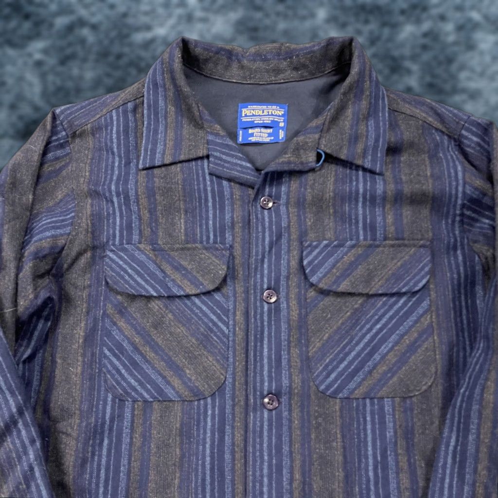 Pendleton VINTAGE Pendleton Board Shirt Mens M Blue Wool Flannel Button-Up Shirt Casual, Travel USA 90s Mens Size US M / EU 48-50 / 2 - 1 Thumbnail