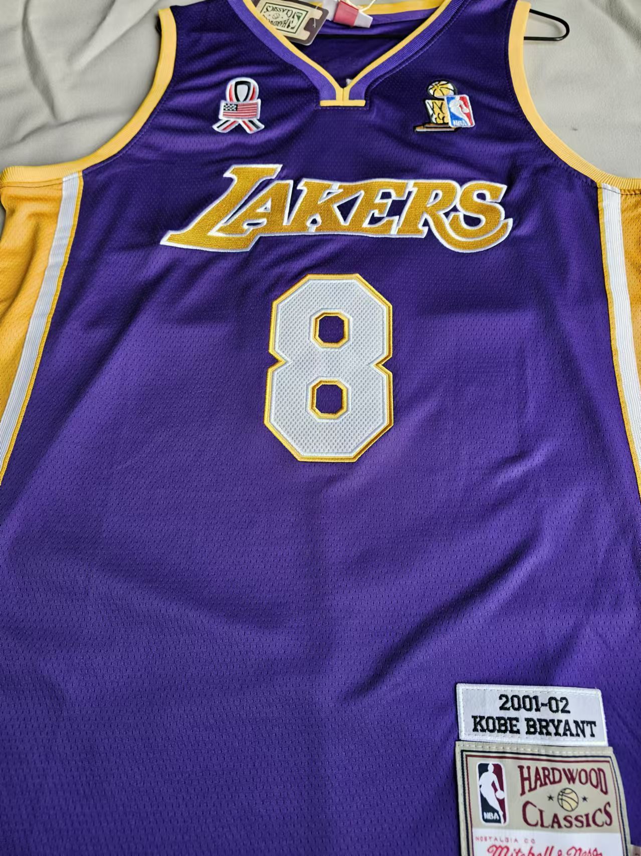 NBA 2001 02 Lakers #8 Kobe Bryant Jersey Size US XL / EU 56 / 4 - 1 Thumbnail