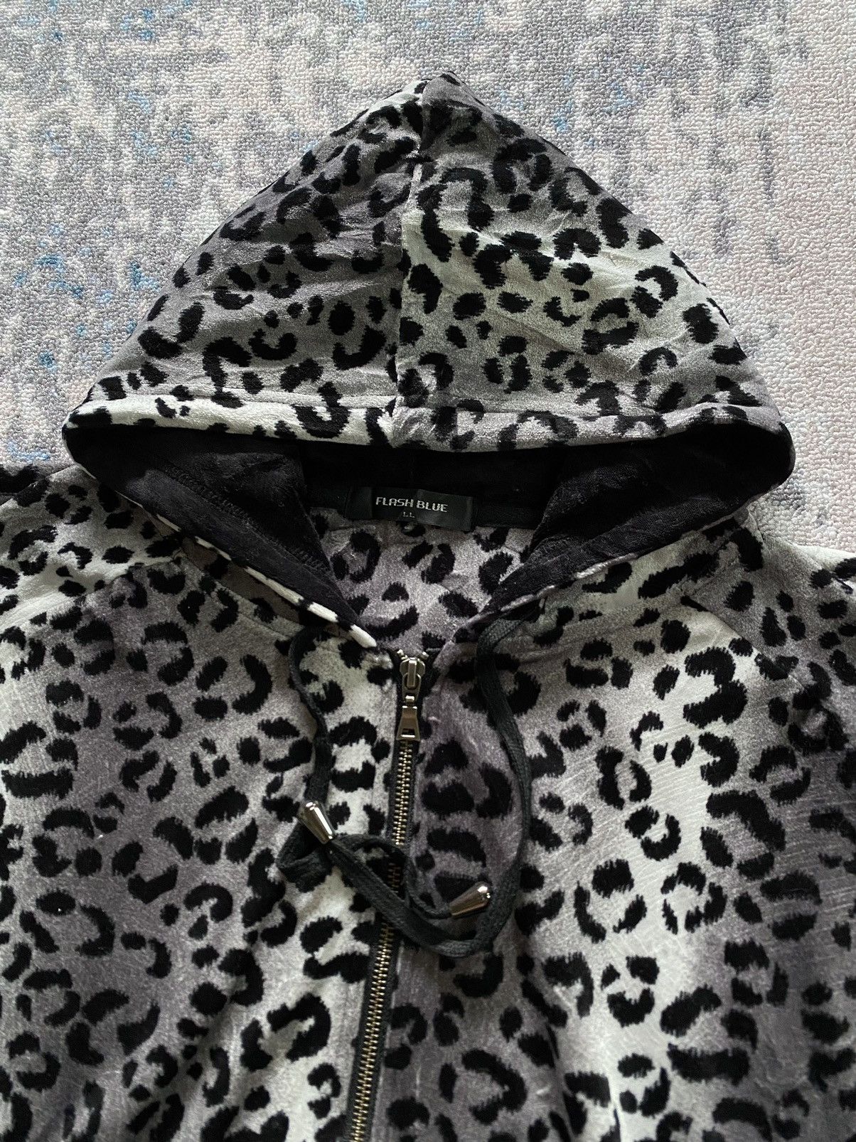If Six Was Nine Japanes flash blue leopard velvet hoodie ifsix lgb style Size US L / EU 52-54 / 3 - 3 Thumbnail