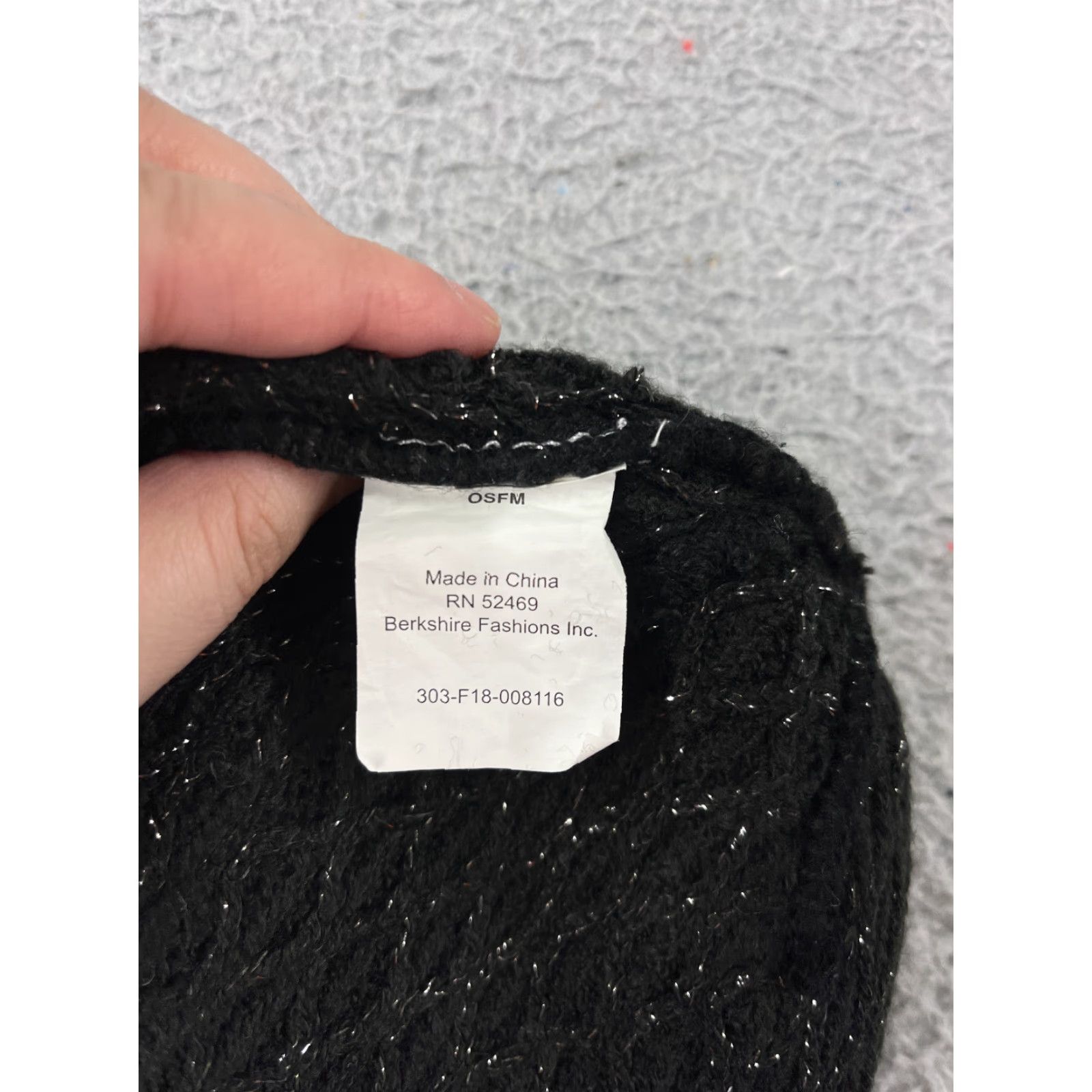 Vintage Womens Beanie Beanie Knit Black Sparkly Acrylic Metallic Blend Ski Theme One Size Adult One Size Black Sparkly Ski Womens Size ONE SIZE - 6 Thumbnail
