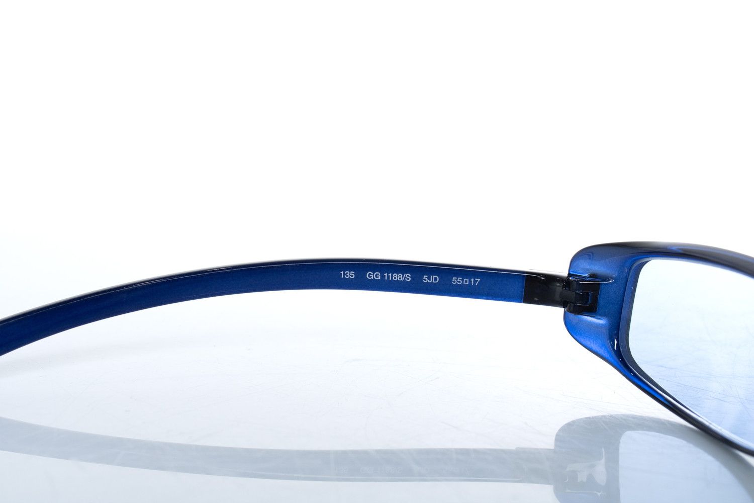 Gucci Gucci, blue vintage GG1188-S sunglasses Size ONE SIZE - 8 Thumbnail