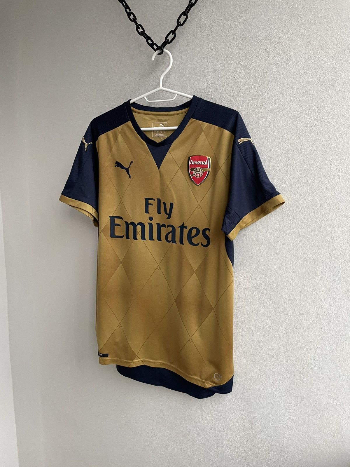Puma Arsenal 2015 2016 Away Football Shirt Soccer Jersey Puma Size US S / EU 44-46 / 1 - 2 Thumbnail