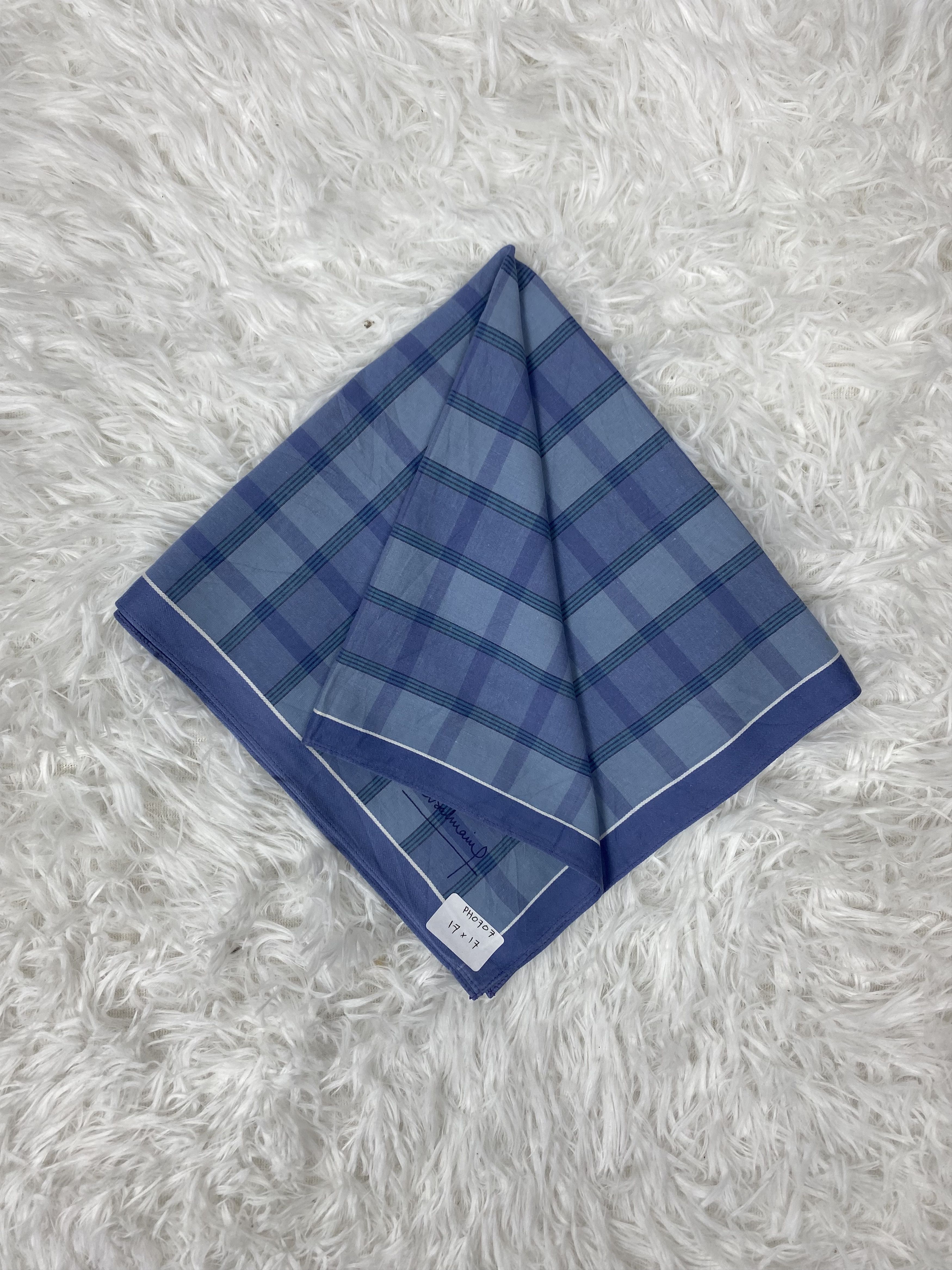 Pierre Balmain × Vintage Vintage Pierre Balmain Handkerchief Neckerchief PH0707 Size ONE SIZE - 1 Thumbnail