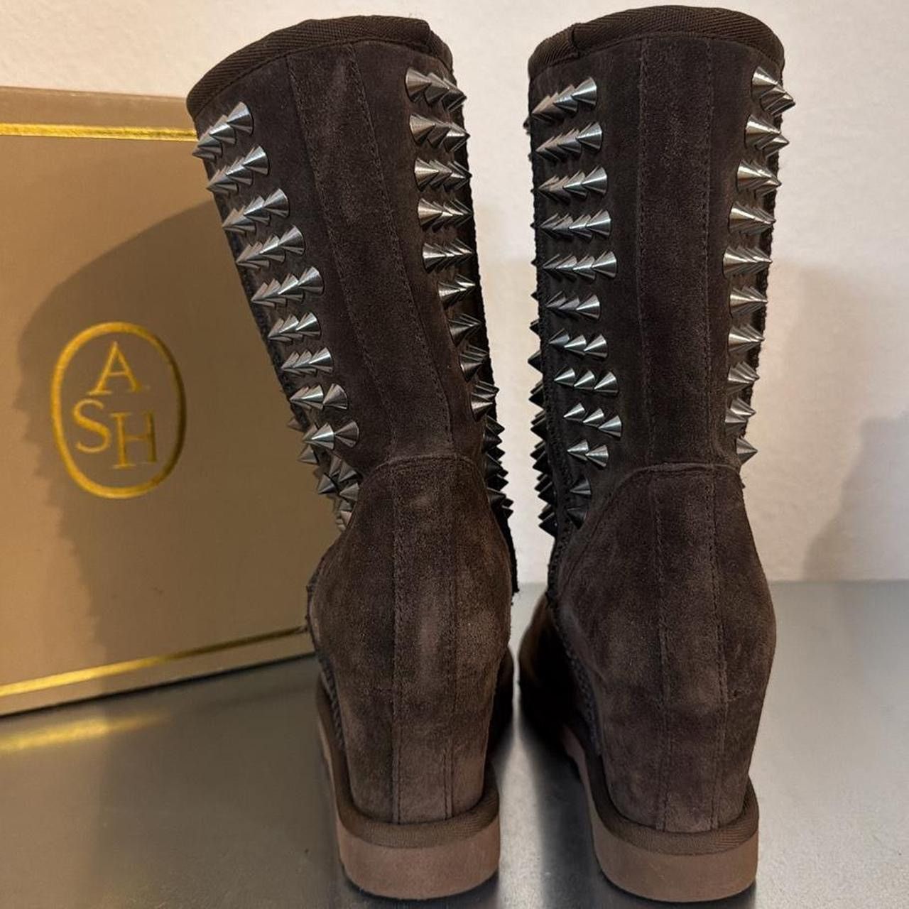 ASH ASH Rare Suede Spike Wedge UGG Boots Size US 5 / IT 35 - 5 Thumbnail