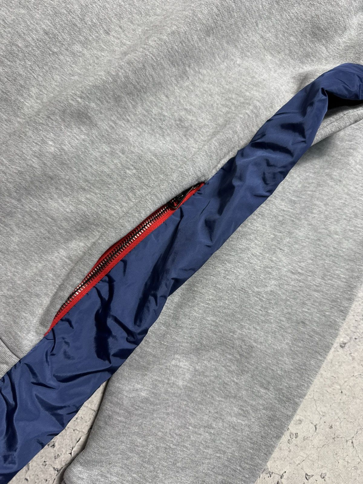 Moncler Moncler Maglia Girocollo Sweatshirt Luxury Nylon Vintage Size US M / EU 48-50 / 2 - 8 Thumbnail