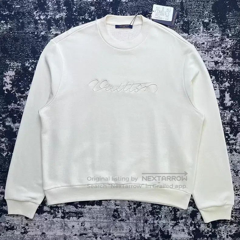 Louis Vuitton Louis Vuitton 25 Latest Cursive Letter logo Sweatshirt Size US XL / EU 56 / 4 - 1 Thumbnail
