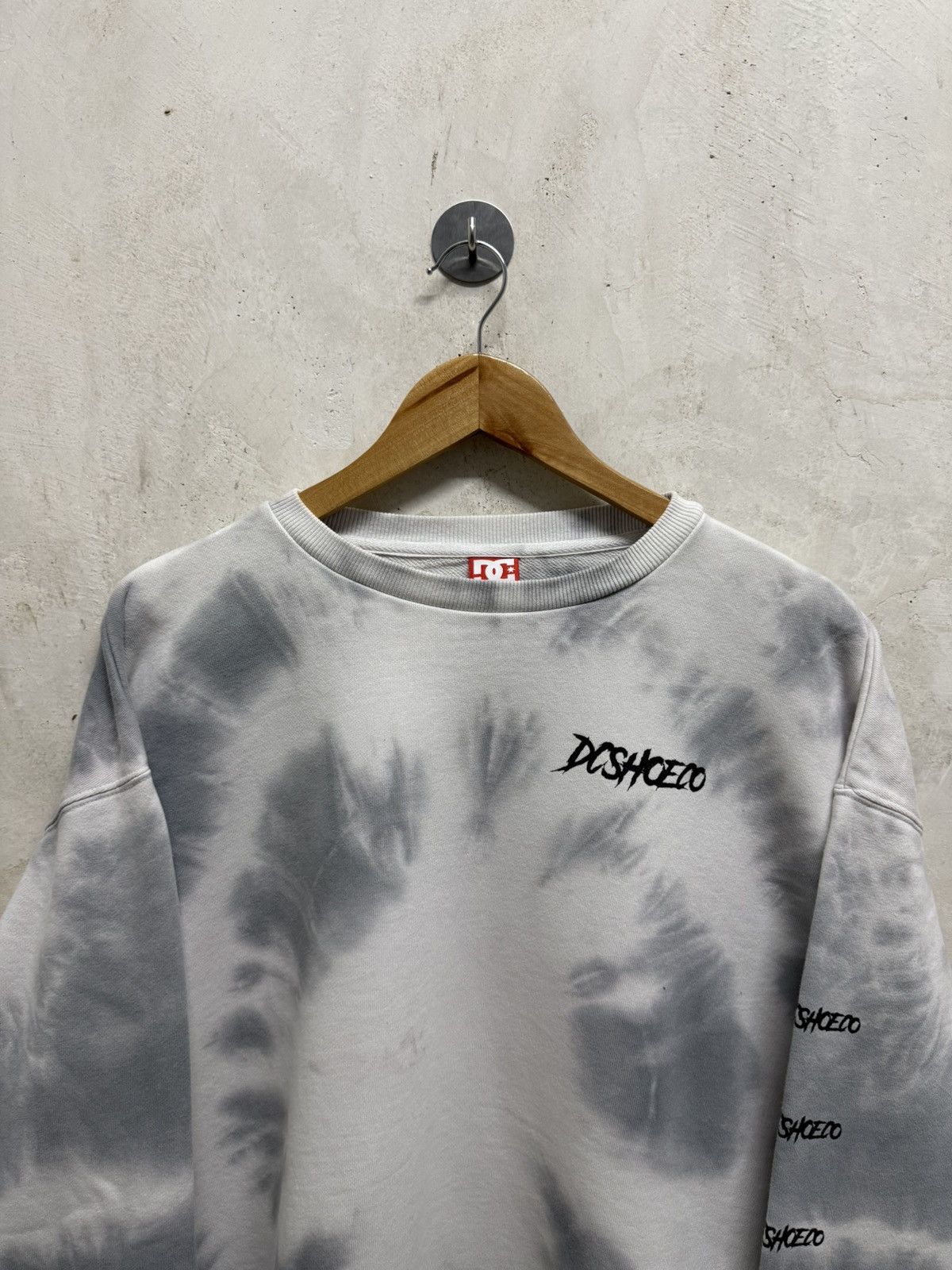 DC 2000s DCShoe Co USA Skate Baggy Sweatshirt Size US M / EU 48-50 / 2 - 5 Thumbnail
