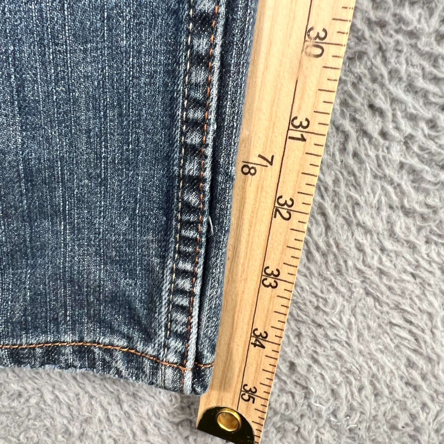 Levi's VINTAGE Levi's 514 Jeans Men 36x34 Slim Straight Medium Wash Cotton Size US 36 / EU 52 - 3 Thumbnail