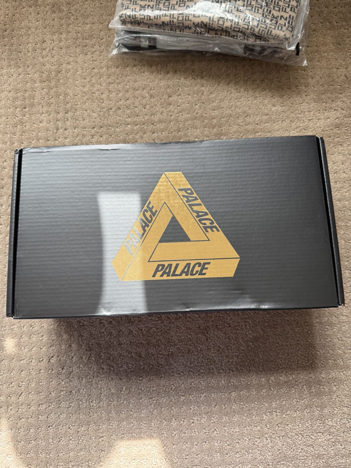 Palace PALACE slides Grey Size US 11 / EU 44 - 4 Thumbnail