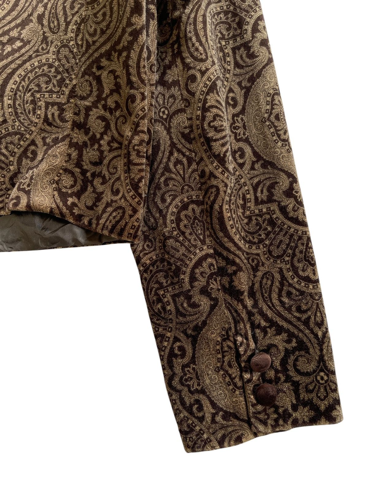 Valentino Valentino Garavani Paisley Cropped Velvet Jacket Size M / US 6-8 / IT 42-44 - 10 Thumbnail