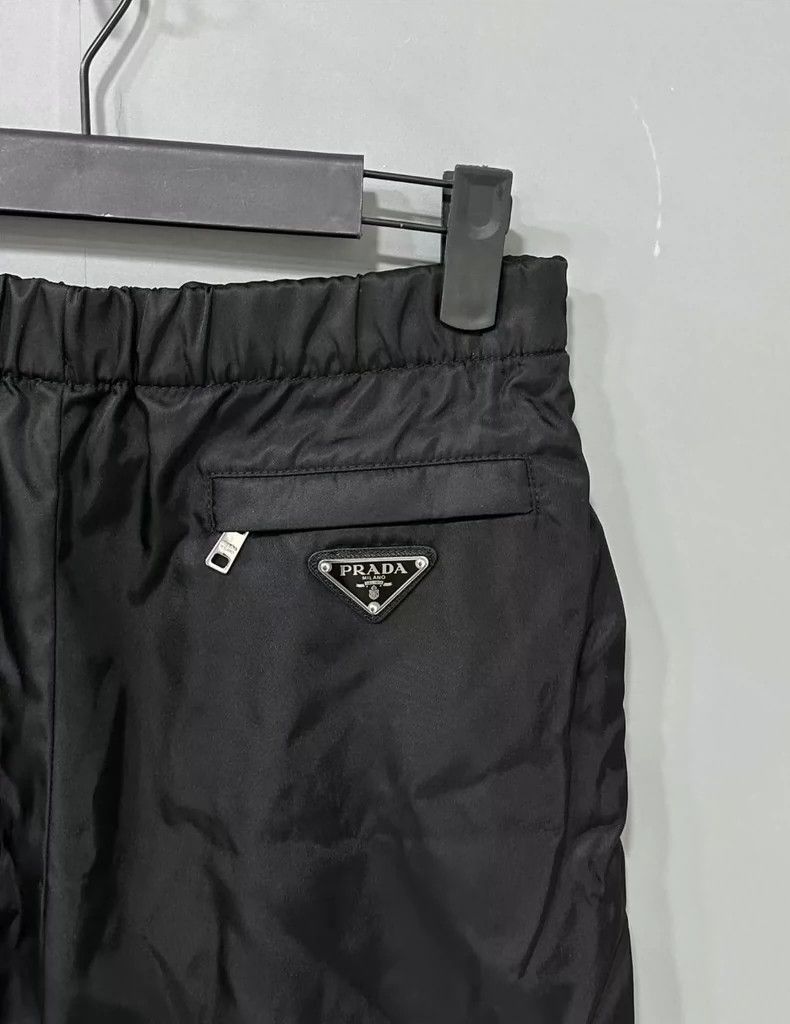 Prada Prada Triangle label nylon trousers 2501-Nextarrow Size 38" / US 16 / IT 52 - 3 Thumbnail