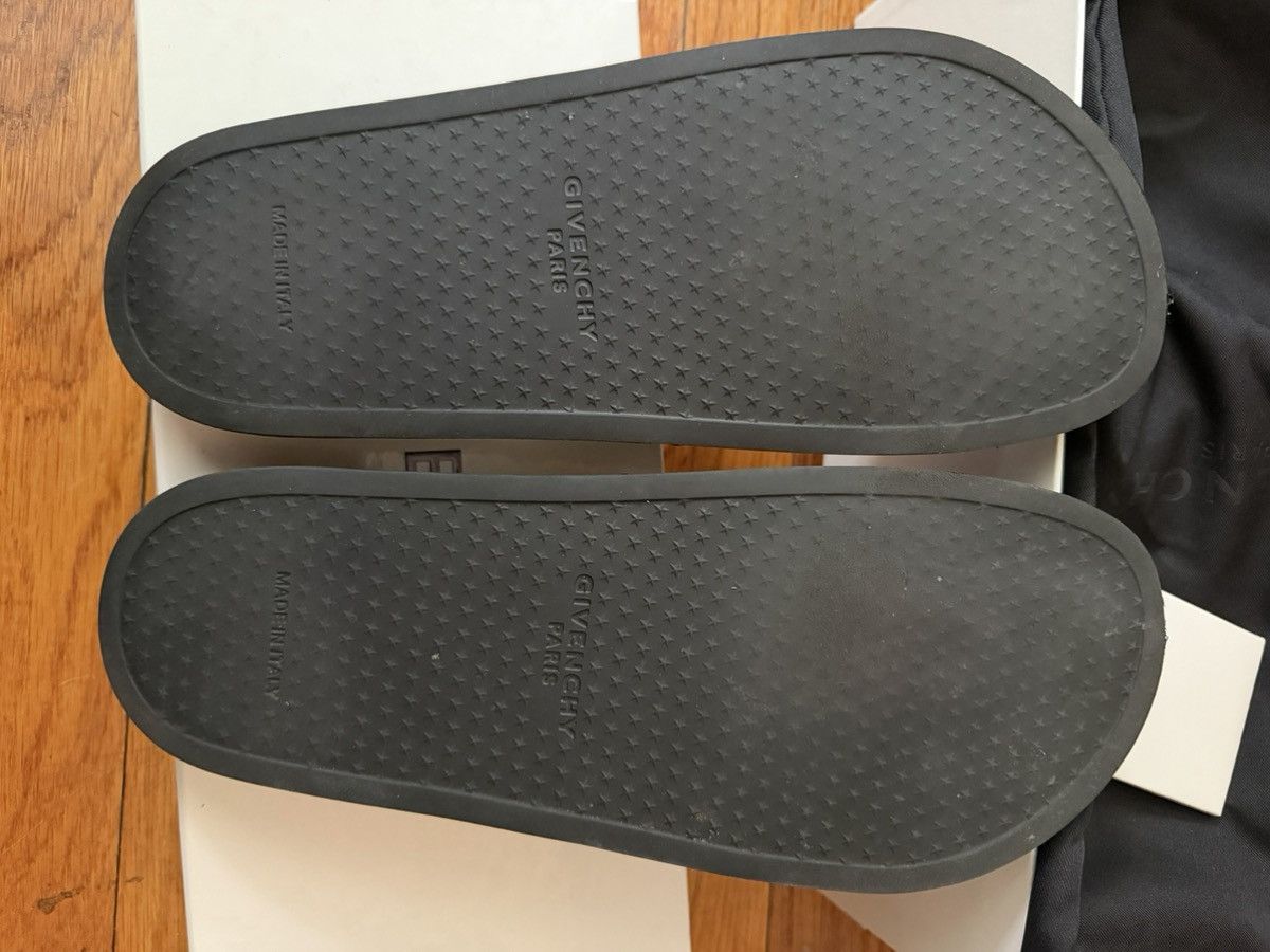 Givenchy givenchy slides black size 42EU men Size US 9 / EU 42 - 6 Thumbnail