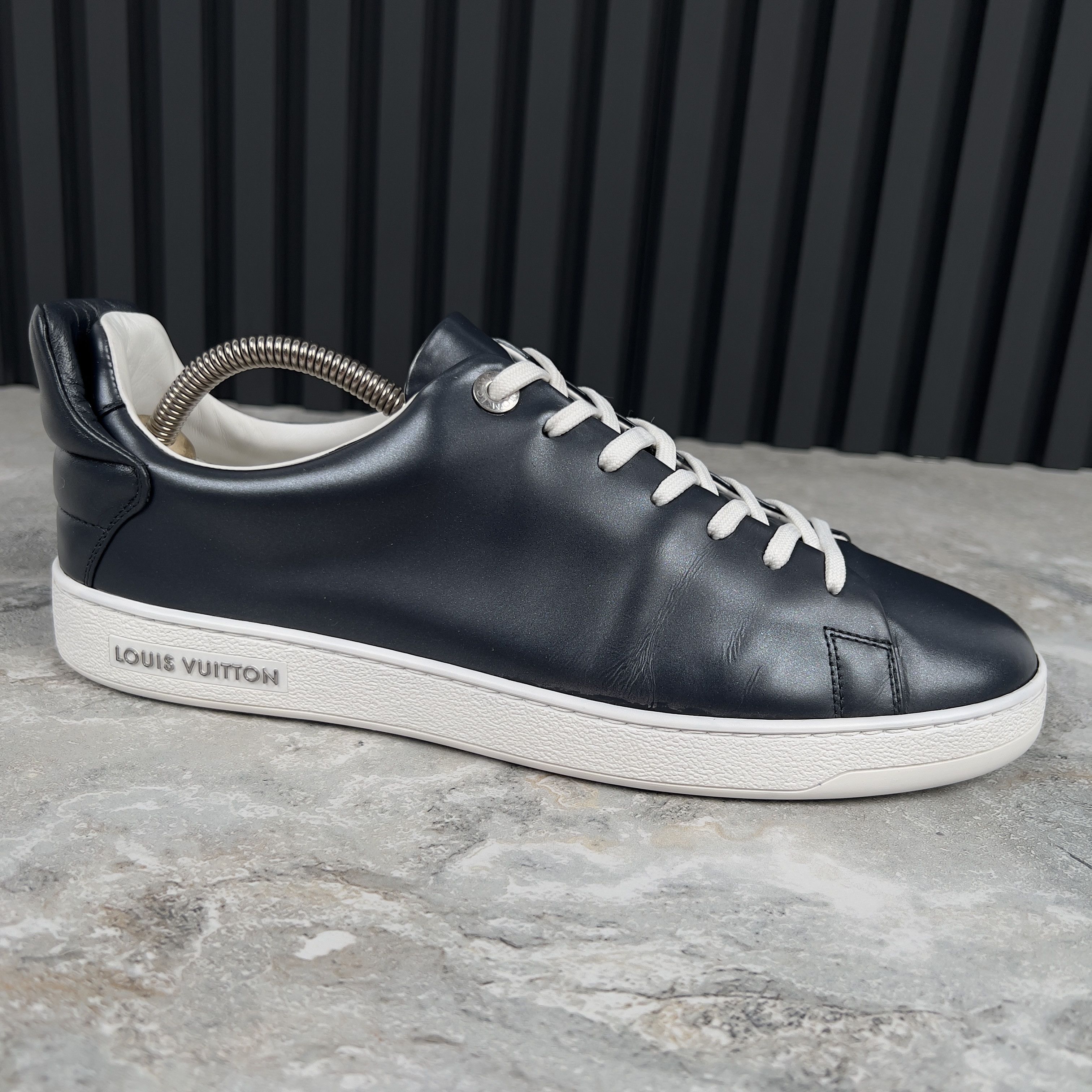 Louis Vuitton Frontrow Low Sneakers Dark Gray Silver Leather Size US 8 / EU 41 - 4 Thumbnail