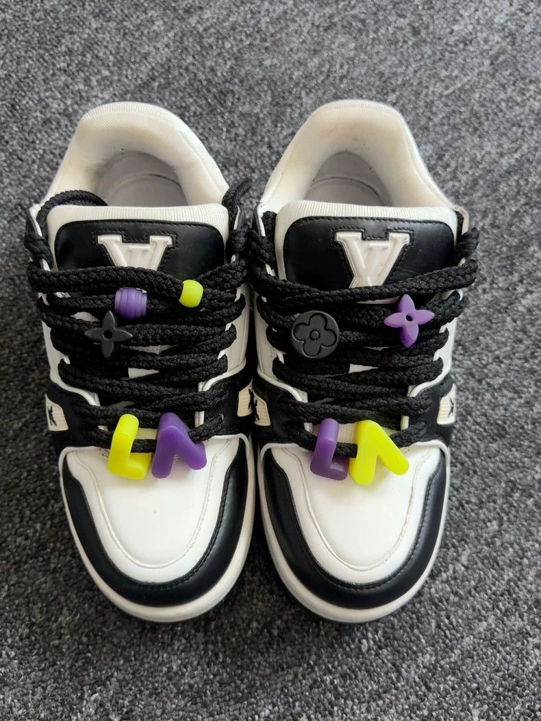 Louis Vuitton Louis Vuitton Trainer Maxi Small Fat Ding Low Top Board Sh Size US 7.5 / EU 40-41 - 1 Thumbnail