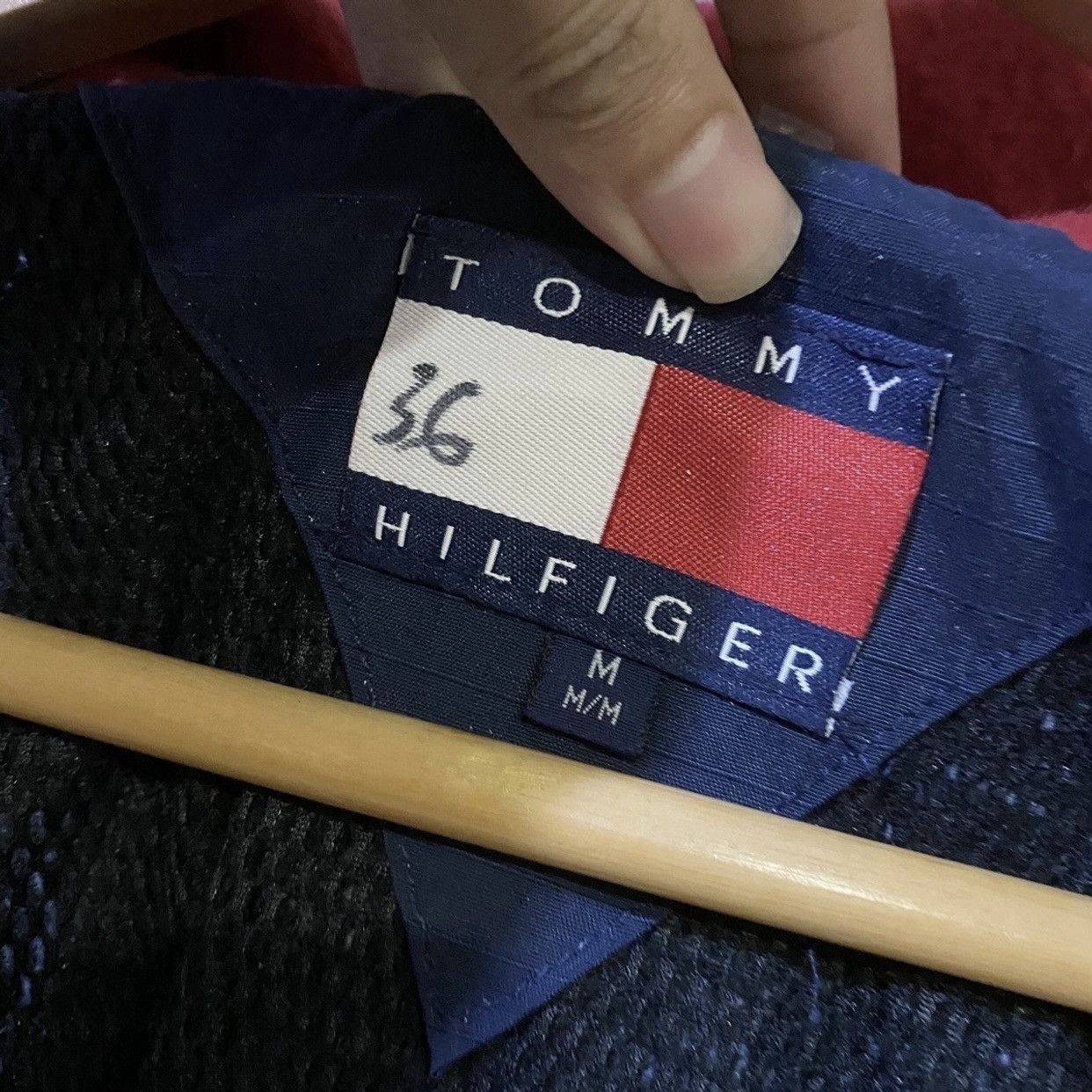 Tommy Hilfiger × Vintage Tommy Hilfiger Men's Navy Parka Hood Jackets Size US M / EU 48-50 / 2 - 16 Thumbnail