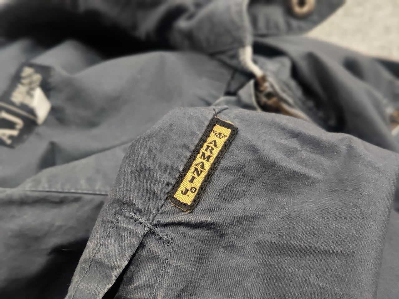 Armani Vintage Armani Jeans Pocket Zipper Light Faded Overshirt Y2K Size US L / EU 52-54 / 3 - 13 Thumbnail