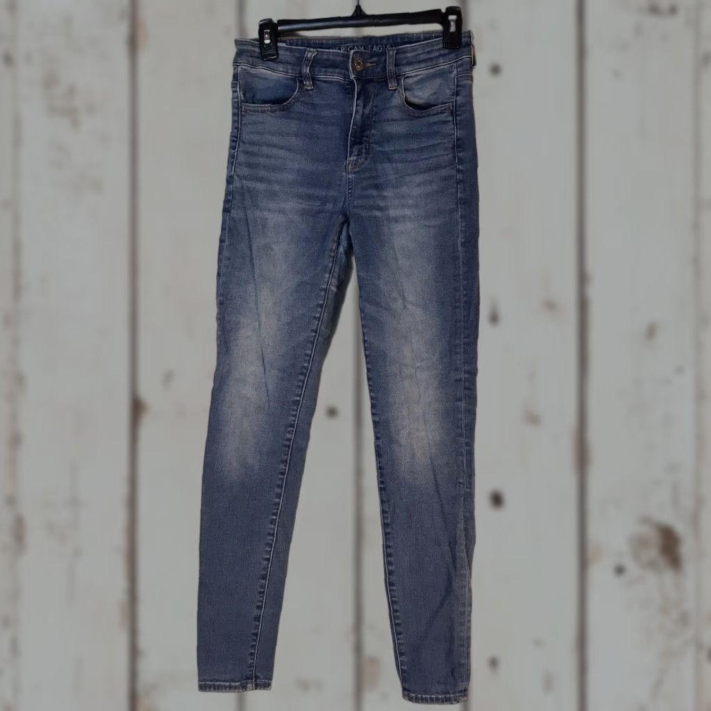 American Eagle Outfitters American Eagle Outfitters Light Wash High Rise Jeggings Women’s Regular Size 6 Blue Denim Size 28" / US 6 / IT 42 - 1 Thumbnail
