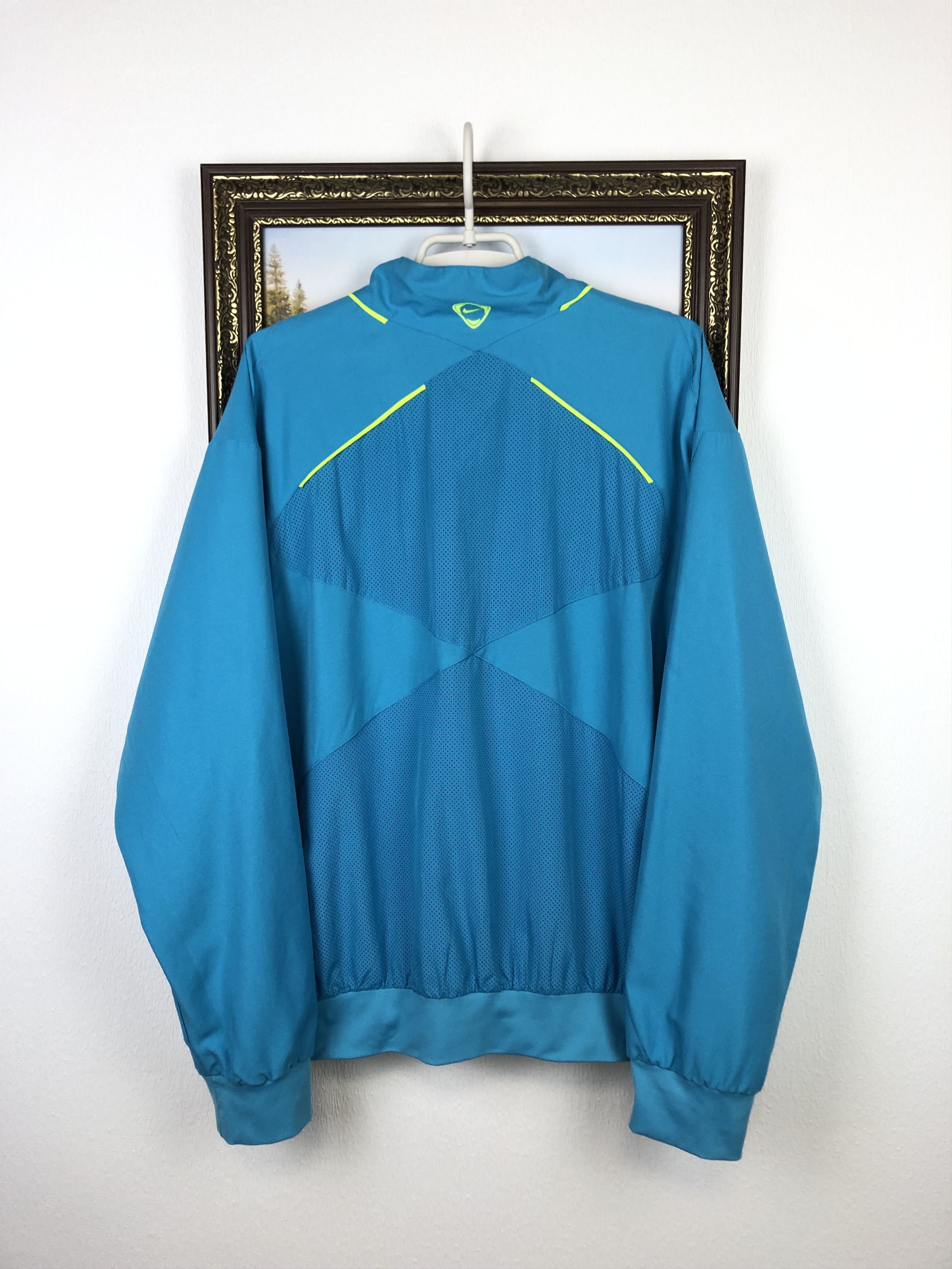 Nike Vintage Nike FC Barcelona Football Jacket Soccer Track Top Size US L / EU 52-54 / 3 - 7 Thumbnail