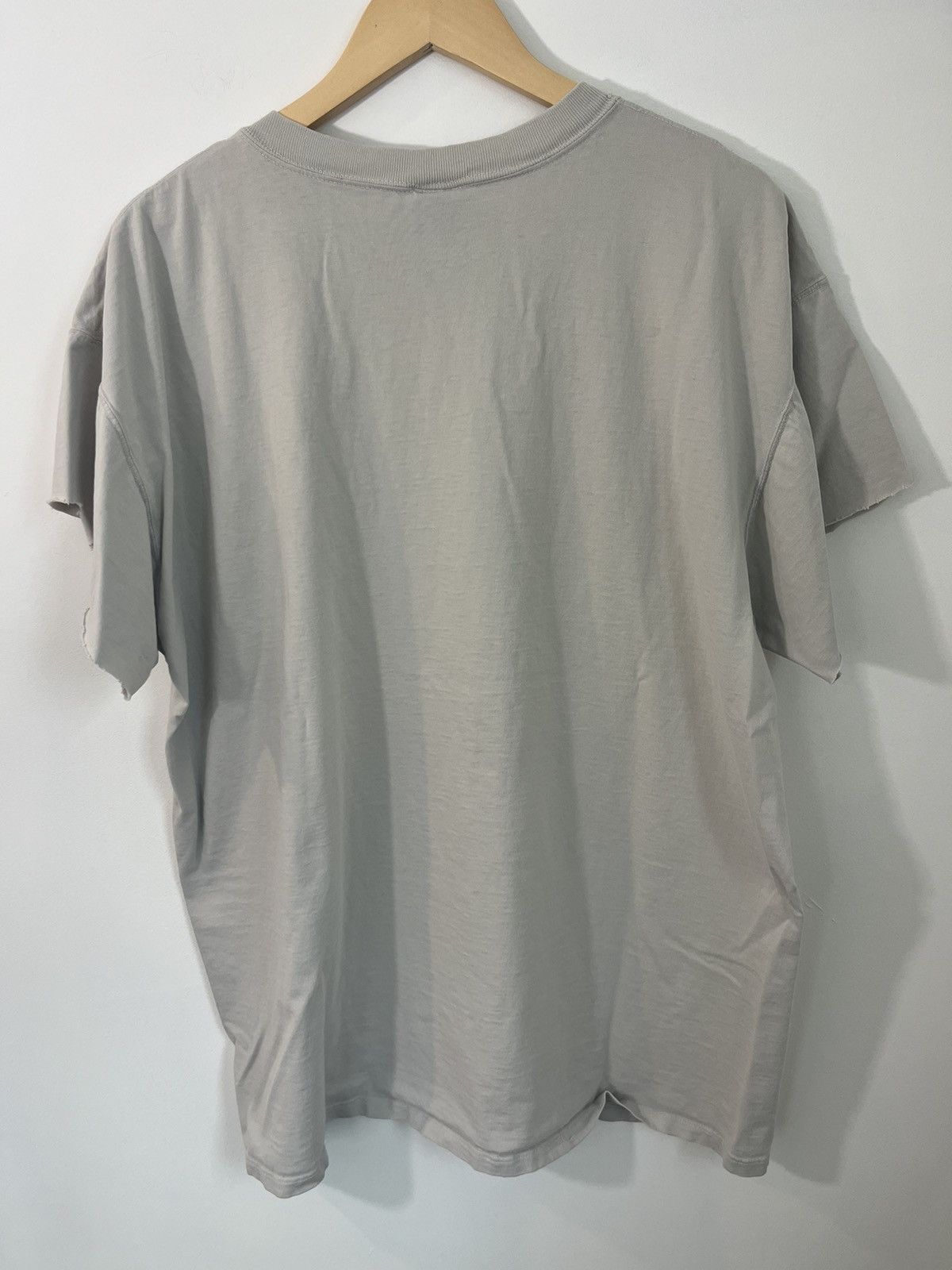 Russell Athletic Blank Distressed Cap Sleeve Faded Basic Tee Size US L / EU 52-54 / 3 - 6 Thumbnail