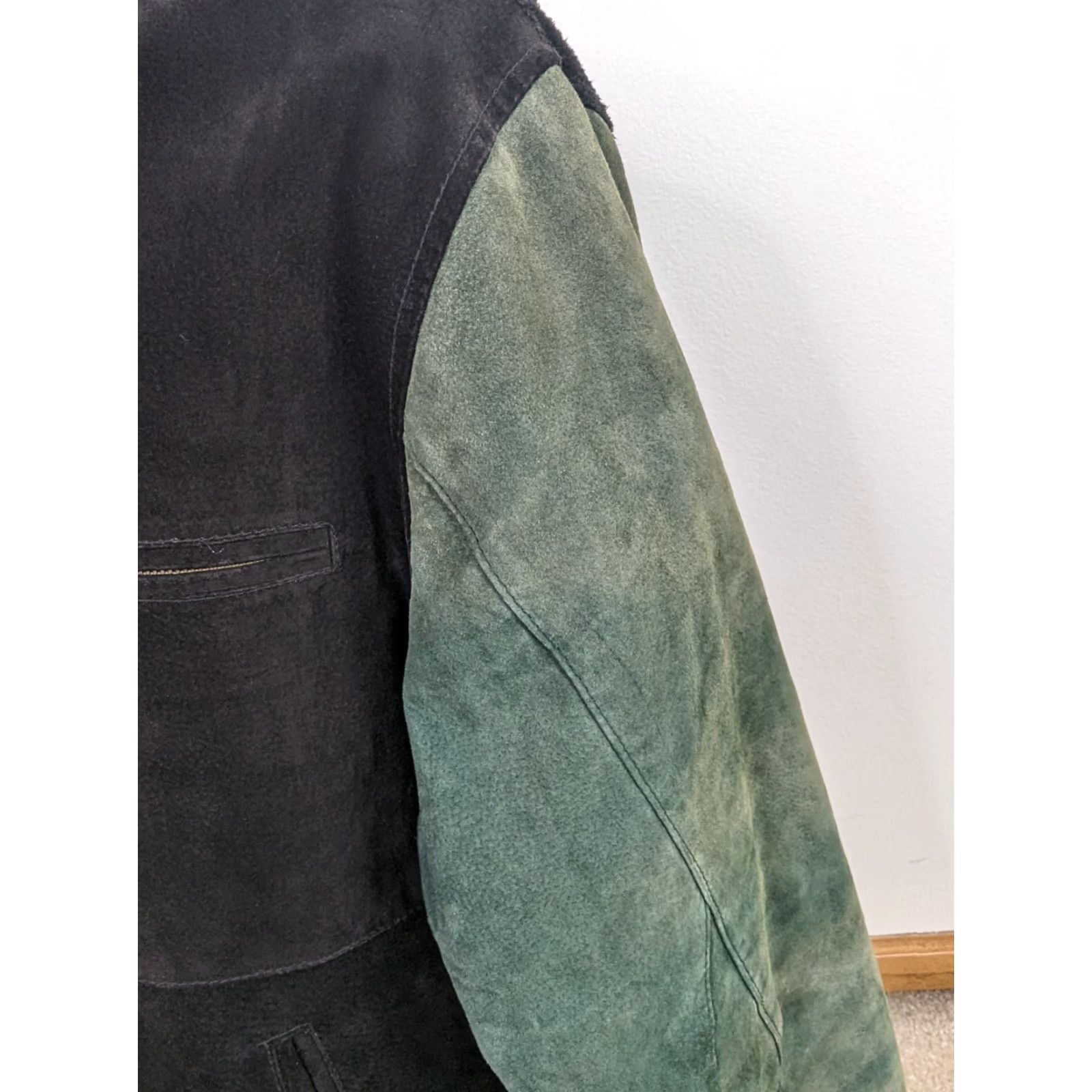 Vintage VINTAGE Varsity Mens M Black Suede Leather Zip Front Lettermans Varsity Jacket Size US M / EU 48-50 / 2 - 4 Thumbnail
