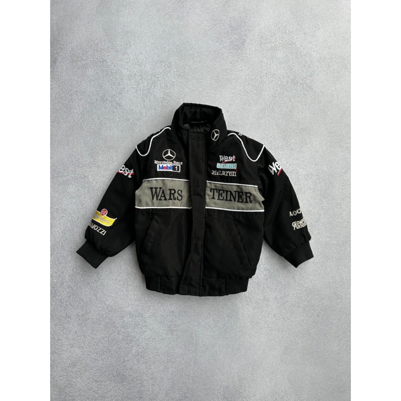 Formula 1 VTG Formula 1 Racing Mercedes Warsteiner Kids Jacket Size US XXS / EU 40 - 1 Thumbnail