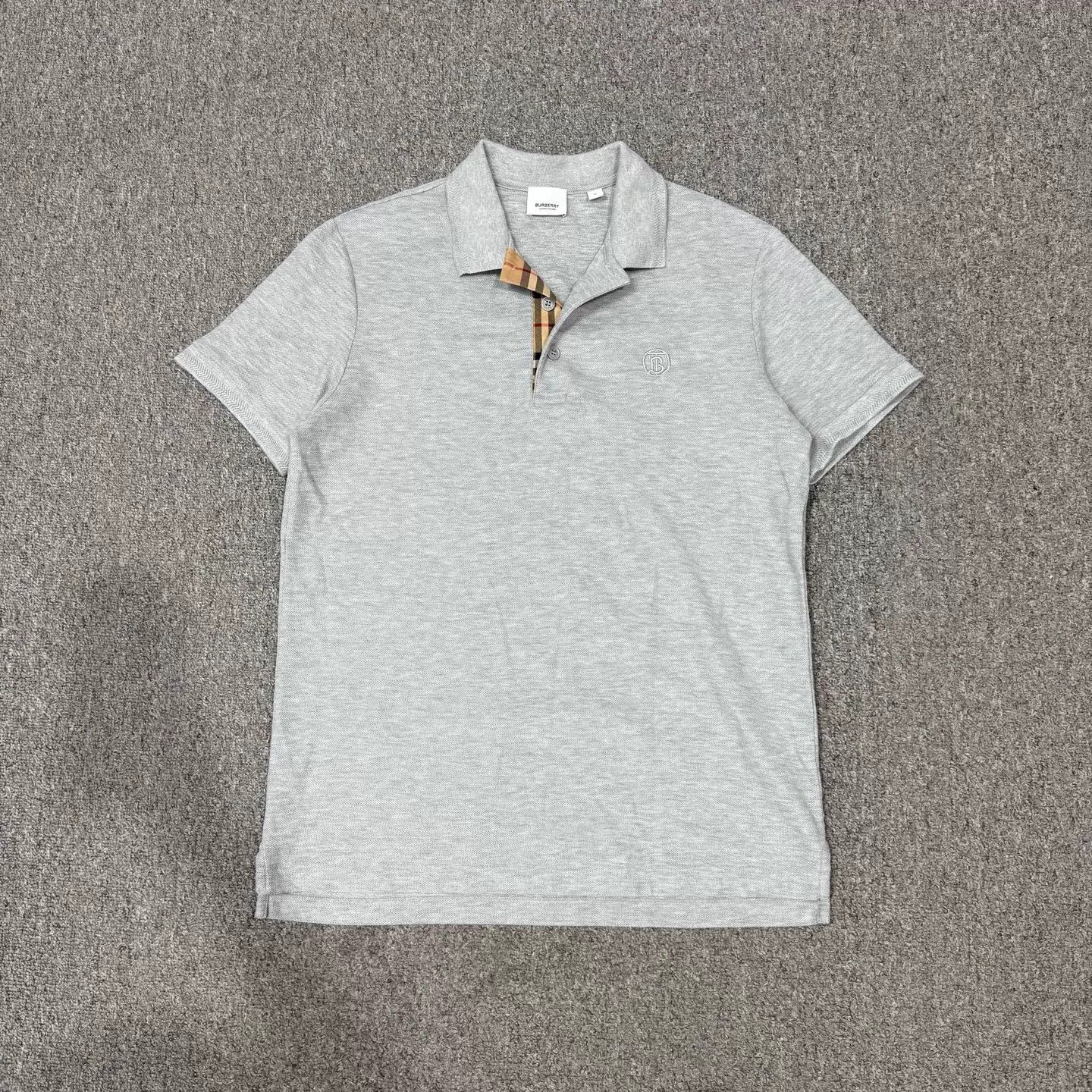 Burberry Burberry Gray TB Stitched Logo Short Polo M 99 New Size US M / EU 48-50 / 2 - 1 Thumbnail