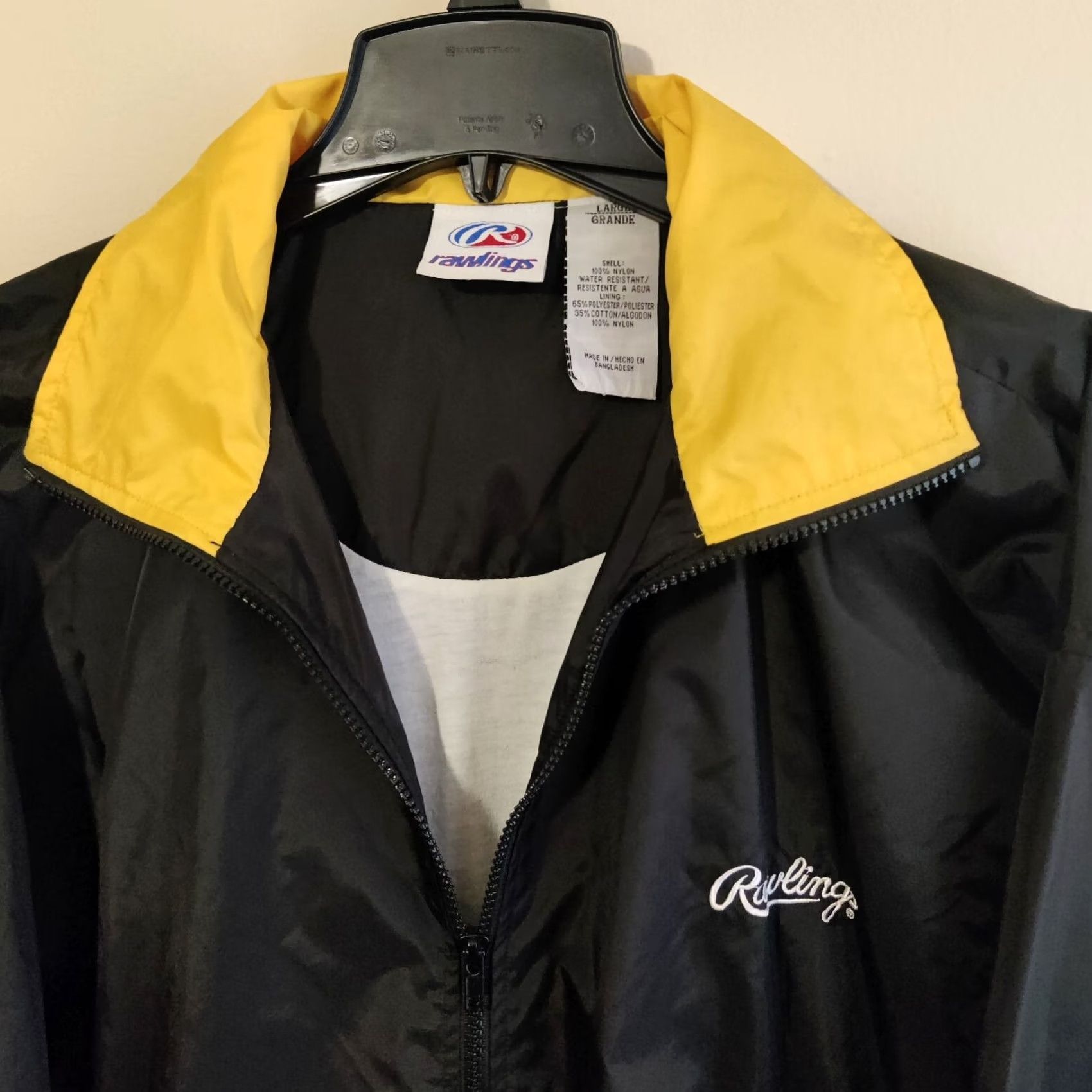 Vintage VINTAGE Rawlings Windbreaker Jacket Black L Large Nylon Full Zip Lined Mens Size US L / EU 52-54 / 3 - 2 Thumbnail
