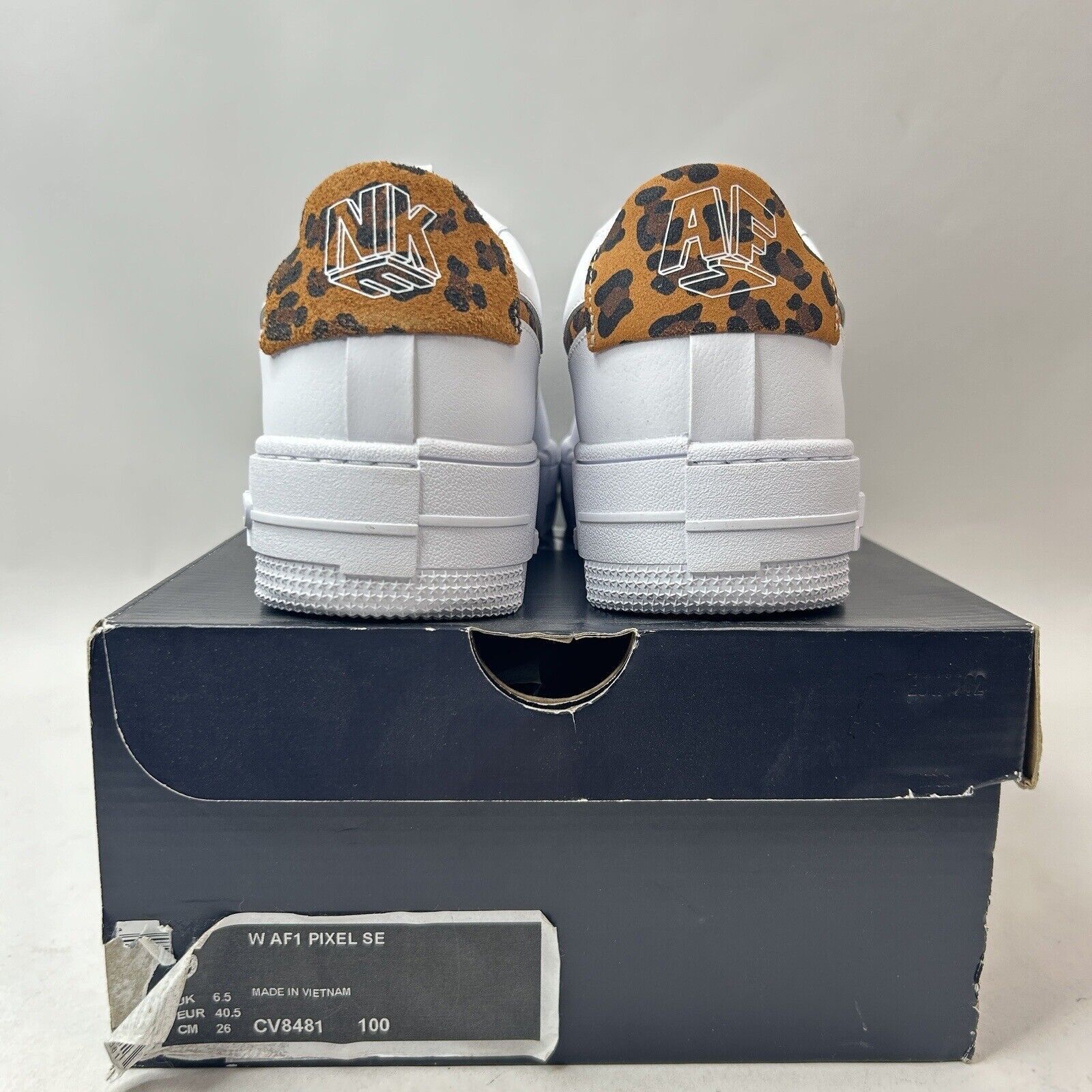 Nike Nike Air Force 1 Low Pixel SE WMNS “White Leopard” 2024 Size US 9 / IT 39 - 4 Thumbnail