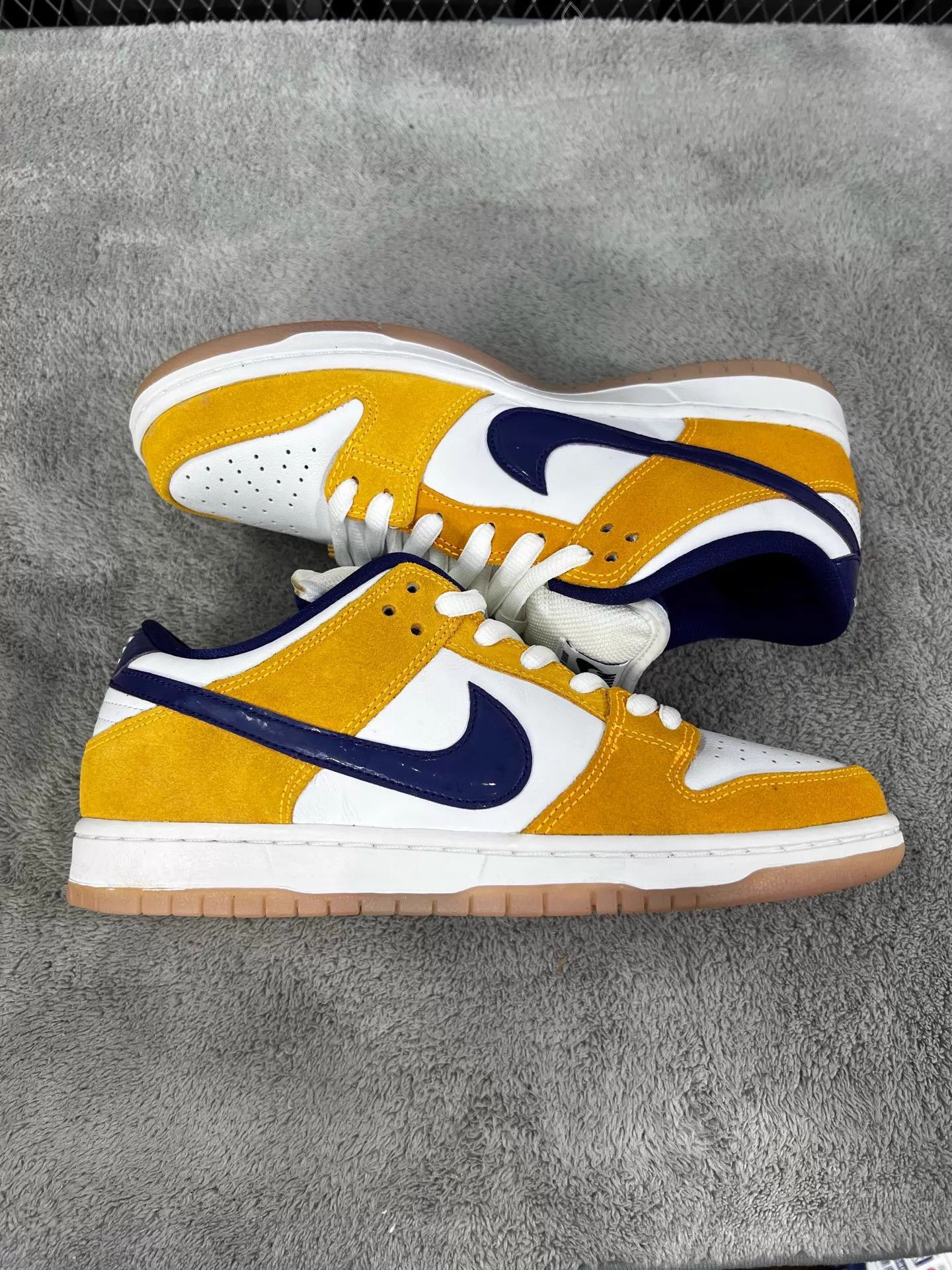 Nike Nike Dunk SB Pro Lakers Purple Gold Laser Orange Size US 8 / EU 41 - 4 Thumbnail
