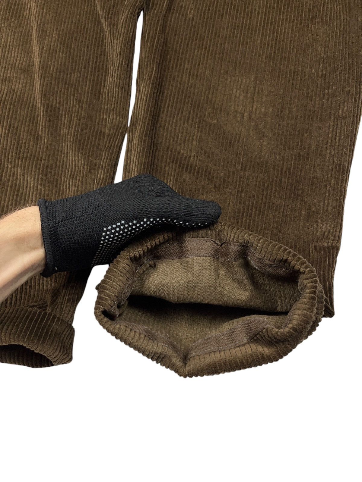 Burberry × Vintage Vintage Burberrys London Corduroy Pants Trousers Size US 34 / EU 50 - 12 Thumbnail