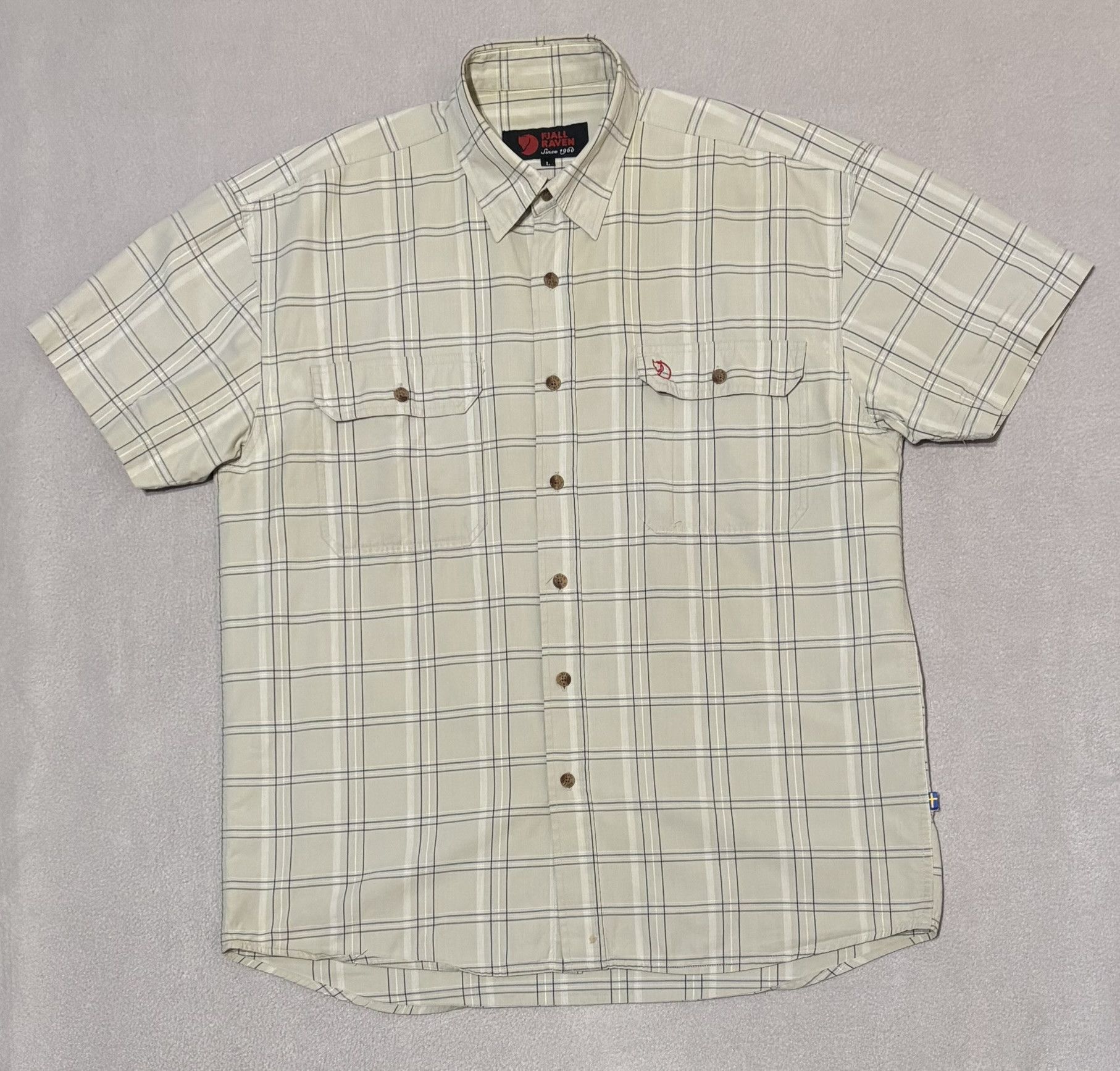 Fjallraven FjallRaven vintage shirt size L Size US L / EU 52-54 / 3 - 5 Thumbnail