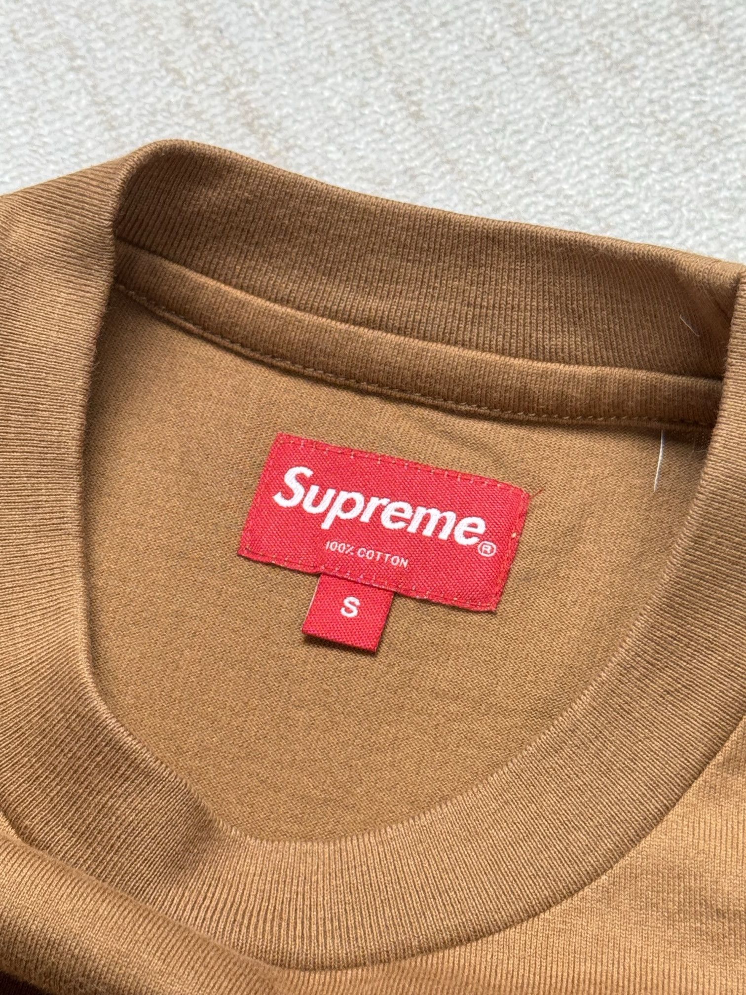 Supreme UNWORN* Supreme Small Box Tee Size US S / EU 44-46 / 1 - 4 Thumbnail