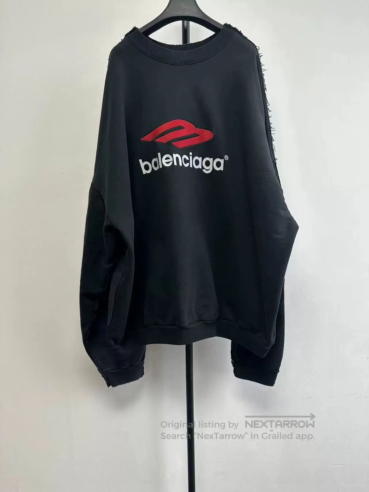 Balenciaga Balenciaga Letter Print Crewneck Long-Sleeve Sweatshirt. Size US XL / EU 56 / 4 - 2 Thumbnail