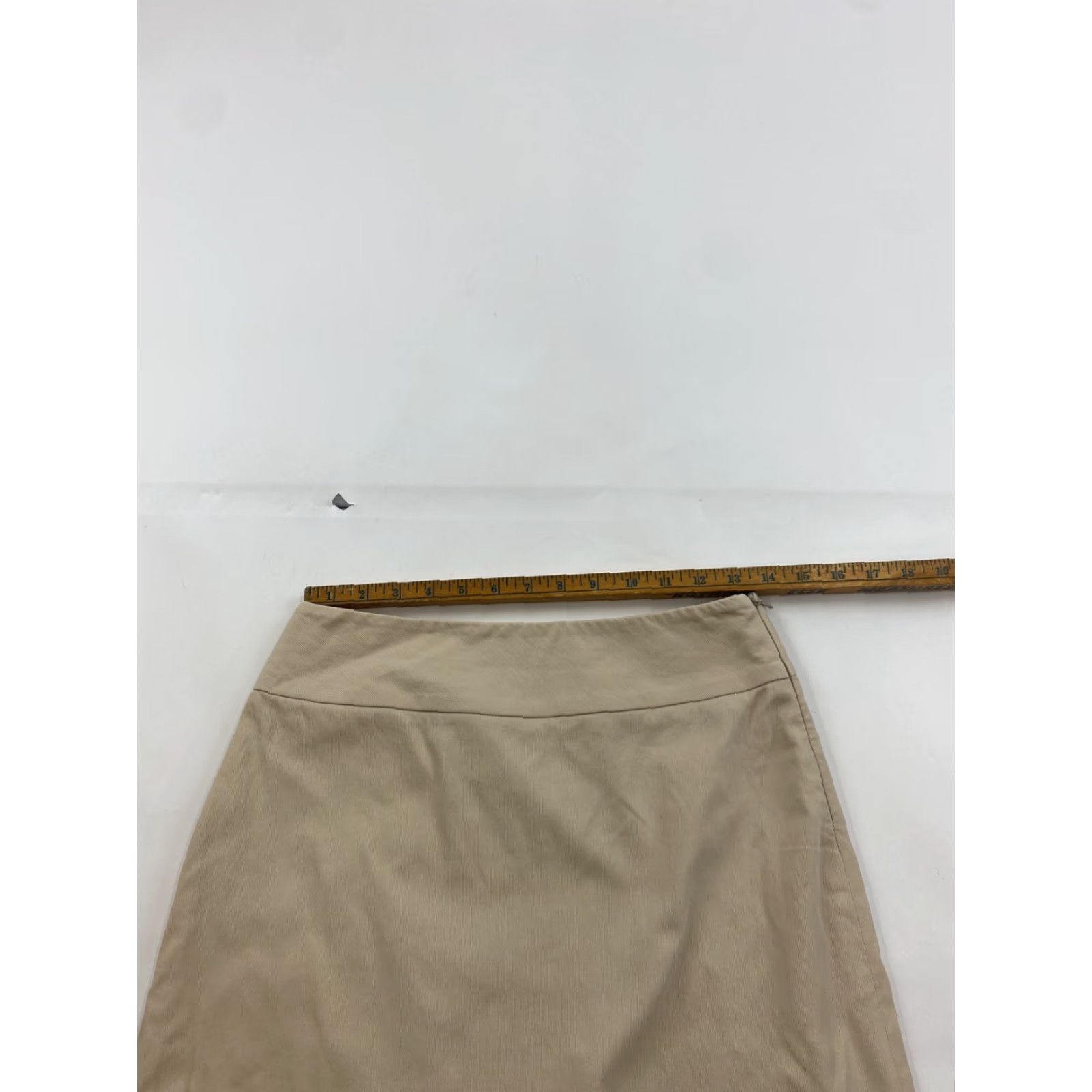 Banana Republic Banana Republic Skirt Womens Size 4 Beige Stretch A-Line Regular Skirt Women 4 Beige Stretch Size 27" / US 4 / IT 40 - 5 Thumbnail