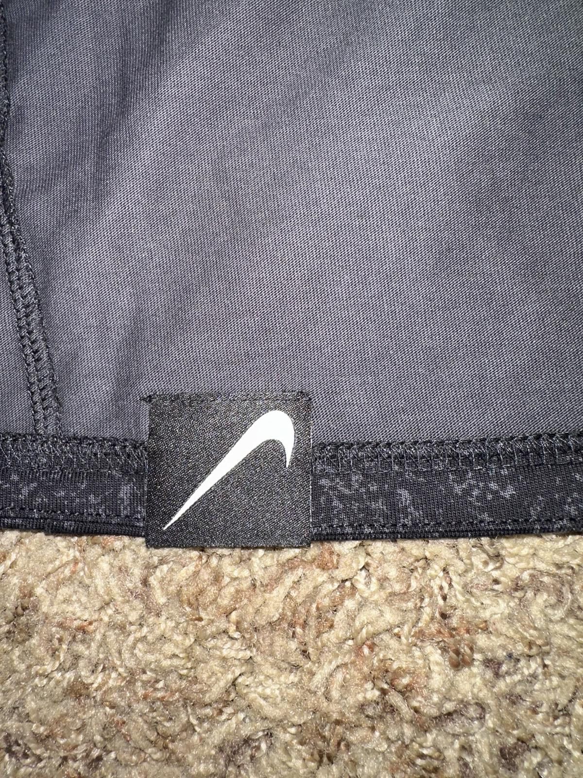 Nike Nike Golf Club Men's Golf Short-Sleeve Top Sample Size US M / EU 48-50 / 2 - 8 Thumbnail