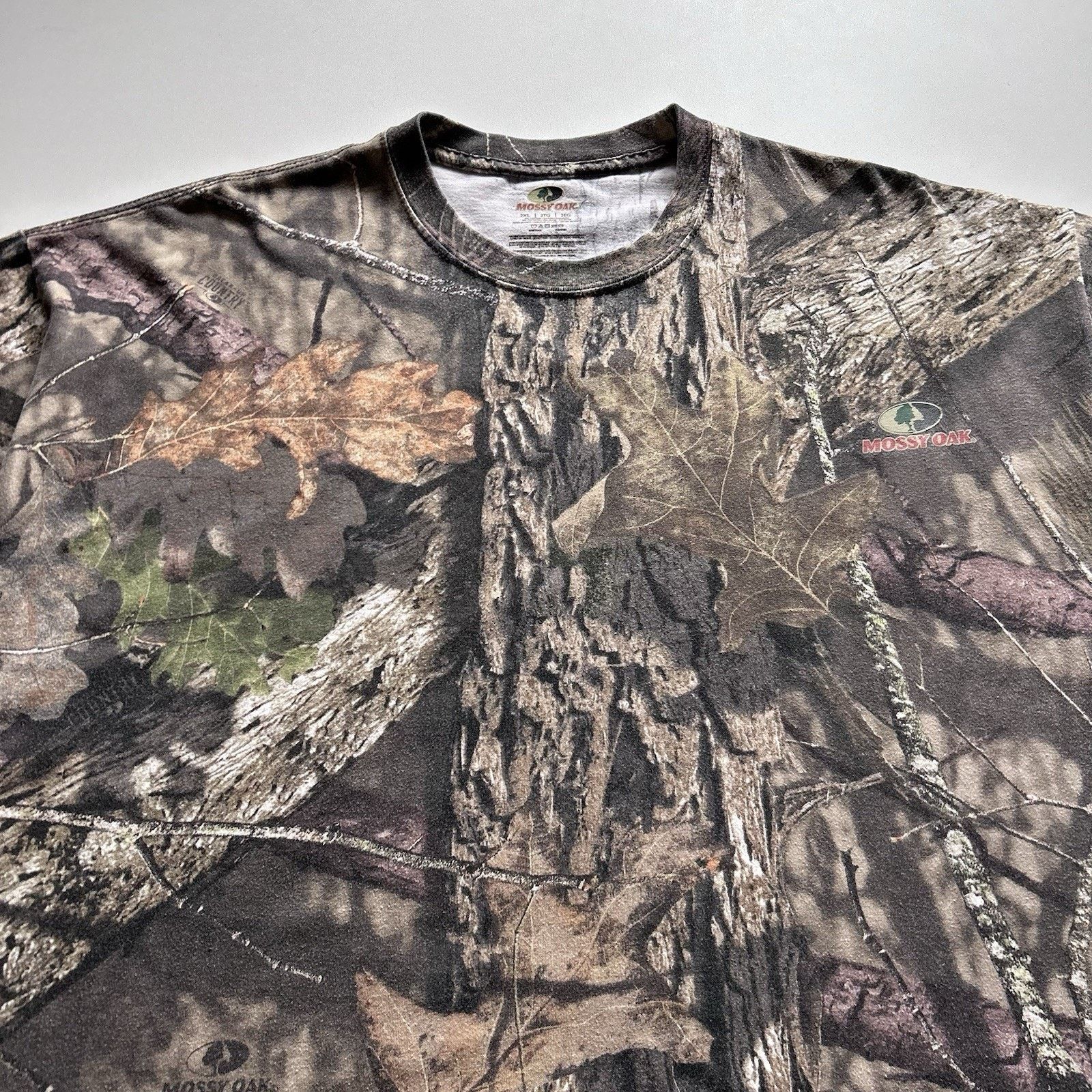 Realtree Vintage Y2K Mossy Oak Real Tree Camouflage T Shirt XL Rare Size US XL / EU 56 / 4 - 2 Thumbnail
