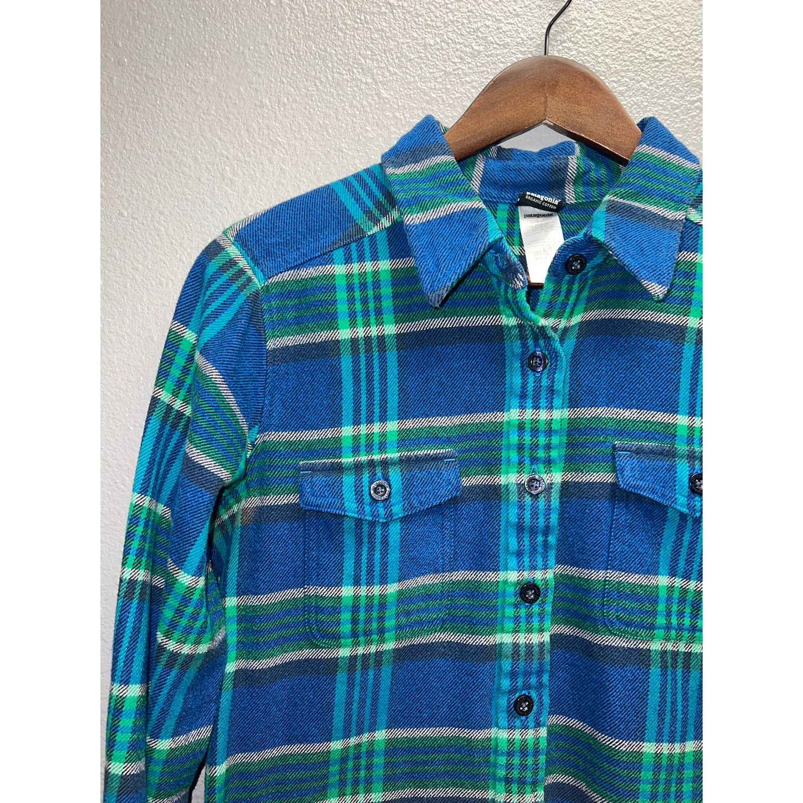 Patagonia Womens Patagonia Button Up Shirt Blue Organic Cotton Women 4 Size S / US 4 / IT 40 - 2 Thumbnail