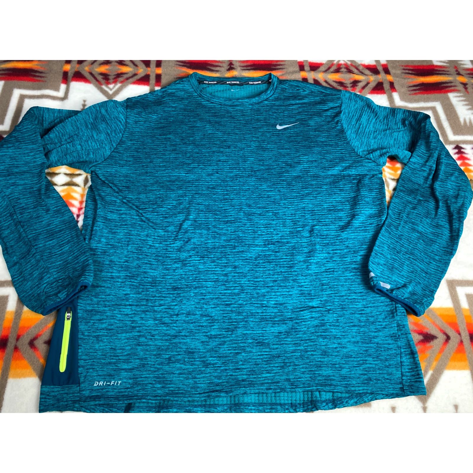 Nike Nike Air Running Reflective Long Sleeve Therma Shirt 2XL Tall Aqua Mens Nike Air Reflective Running Shirt Size US XXL / EU 58 / 5 - 6 Thumbnail