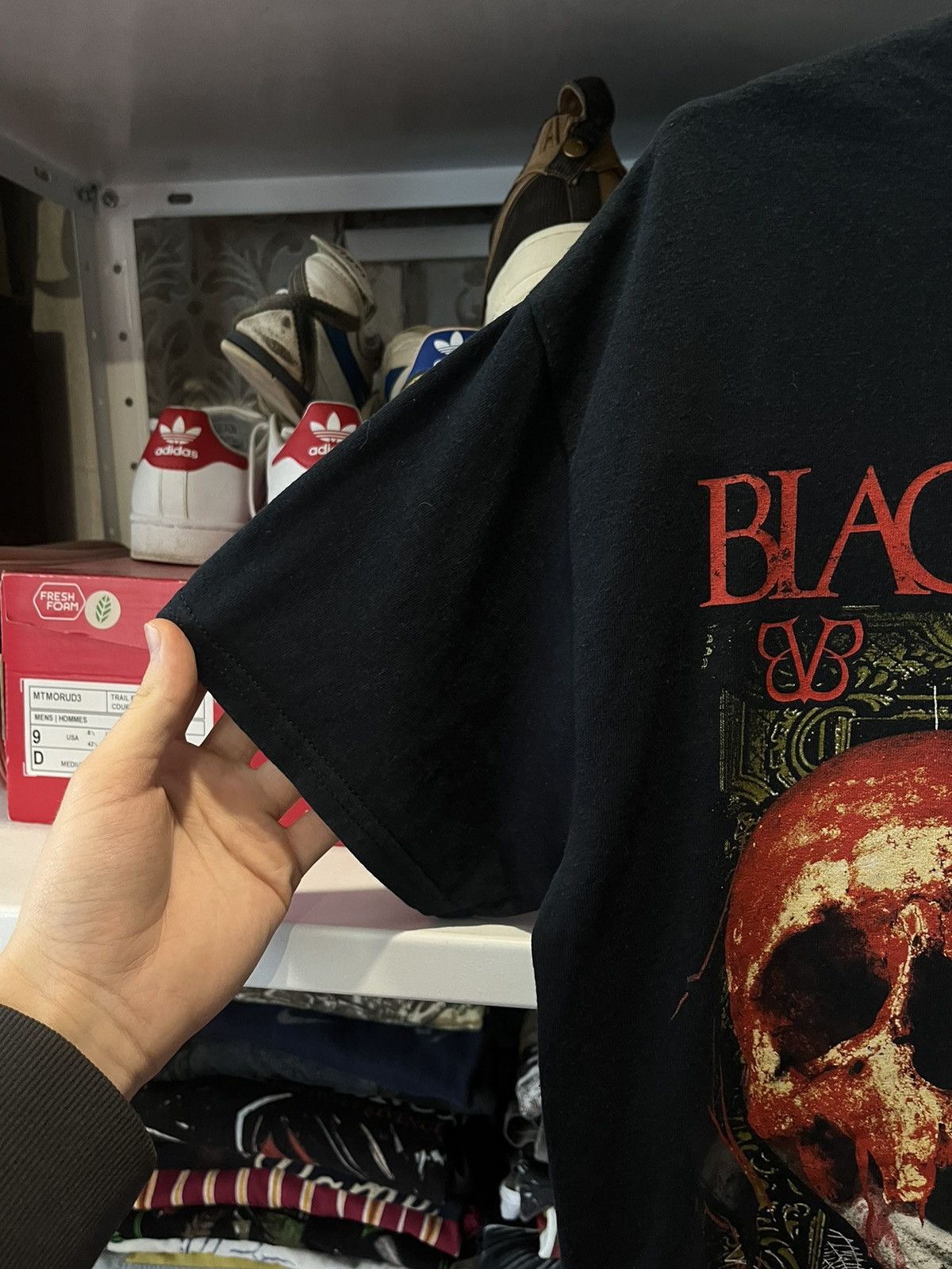 Band Tees Vintage Black Veil Brides 2013 Tour t-shirt Size US M / EU 48-50 / 2 - 4 Thumbnail