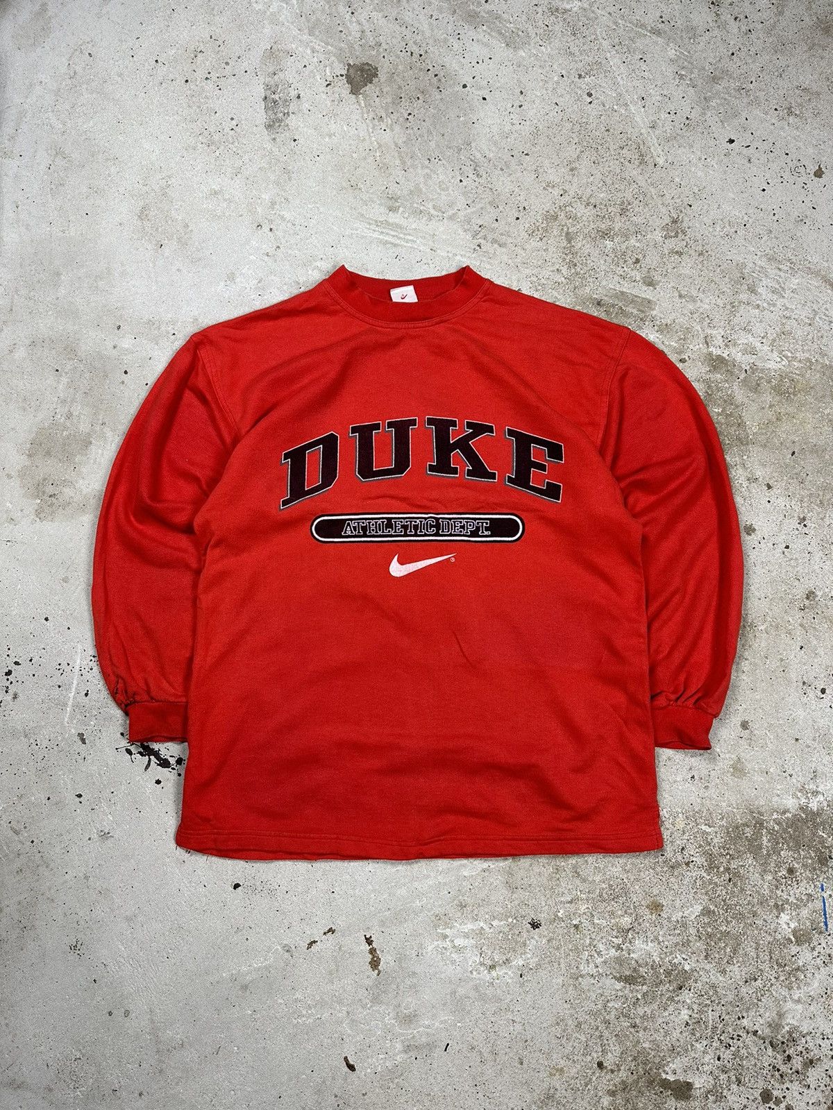 ‼️ Vintage 90s Nike Duke Red Trashed Crewneck Bootleg