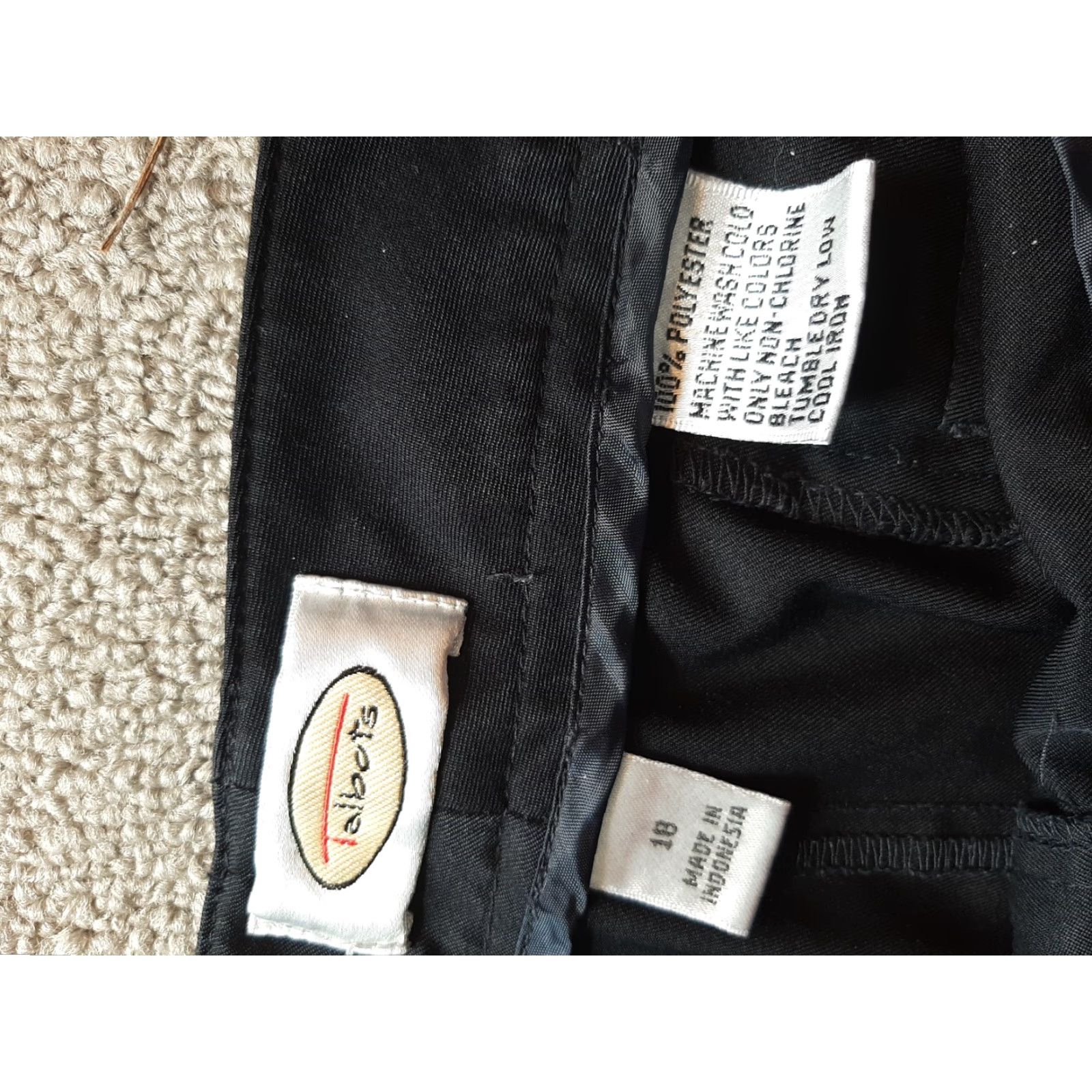 Talbots Talbots Dress Pants Womens 18 Black Polyester Straight Front Flat Dress Pants Regular Rise 18 Color Black Womens Talbots Pants Size 40" / US 18 - 4 Thumbnail