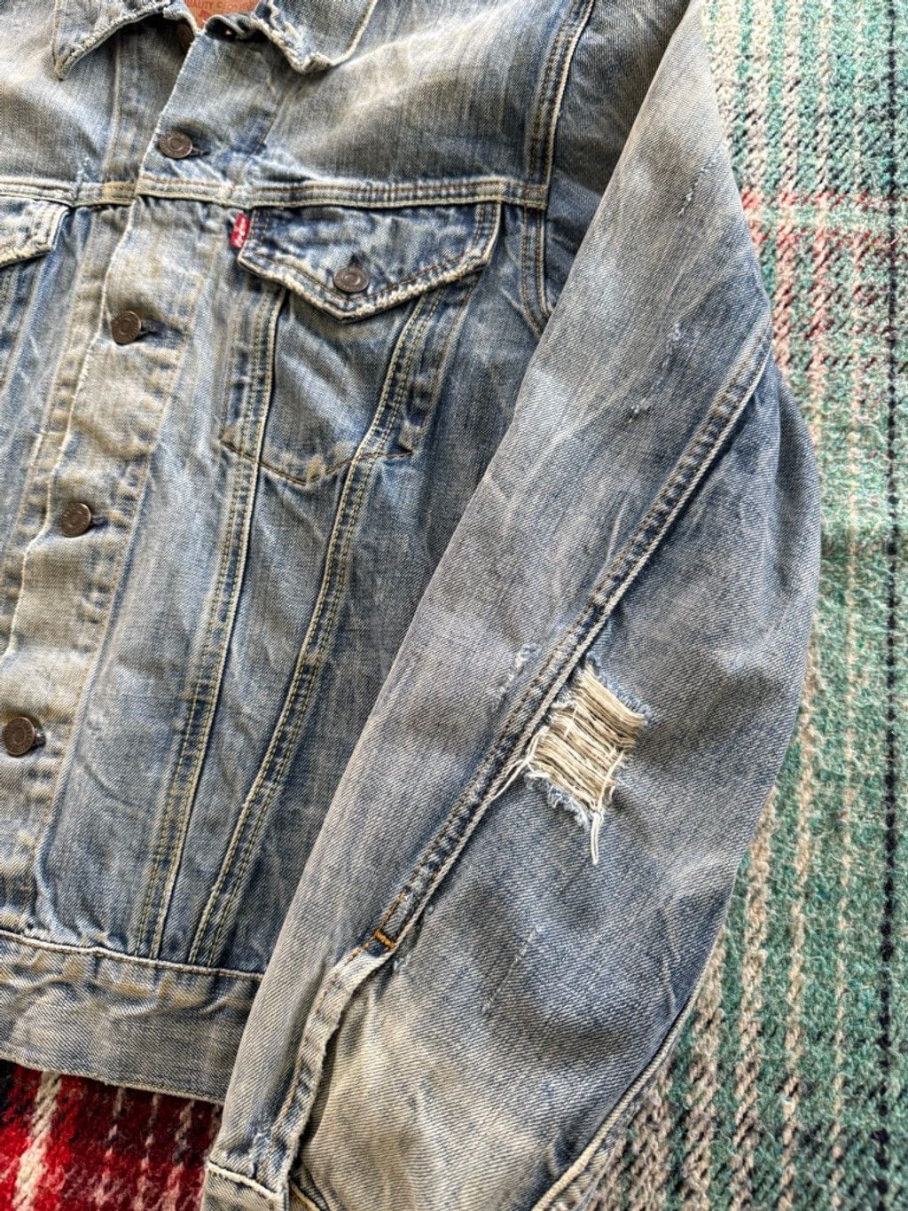 Levi's 70s Levi’s LVC Type 3 Embroidered Rooster Denim Jacket M Size US M / EU 48-50 / 2 - 6 Thumbnail