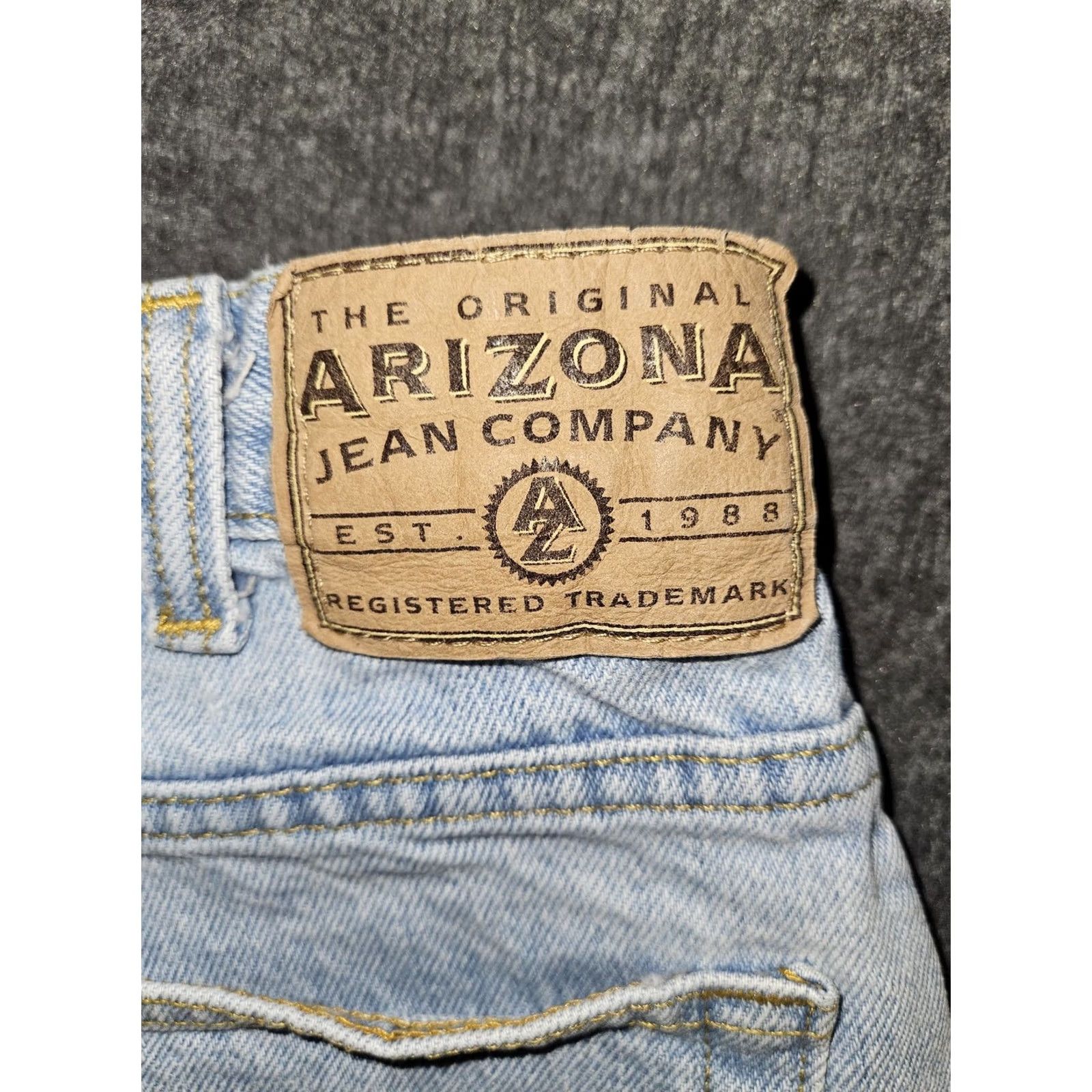 Vintage VINTAGE Arizona Jean Company Shorts Mens 34 Light Wash Denim Bermuda 90s Size US 34 / EU 50 - 7 Thumbnail
