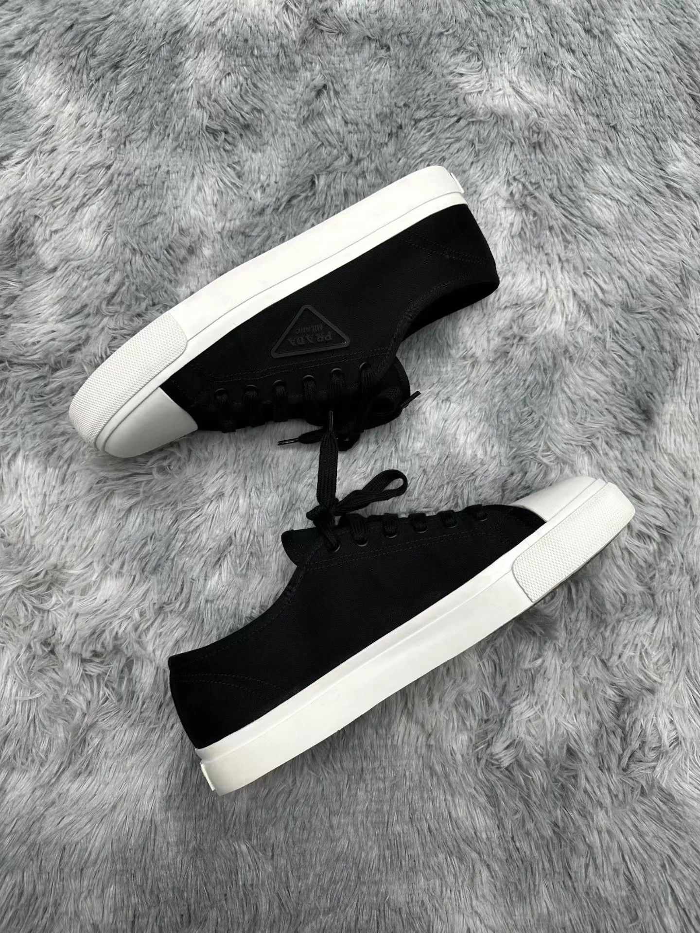 Prada Prada Triangle Logo Black & White Sneakers US 10 Size US 10 / IT 40 - 3 Thumbnail